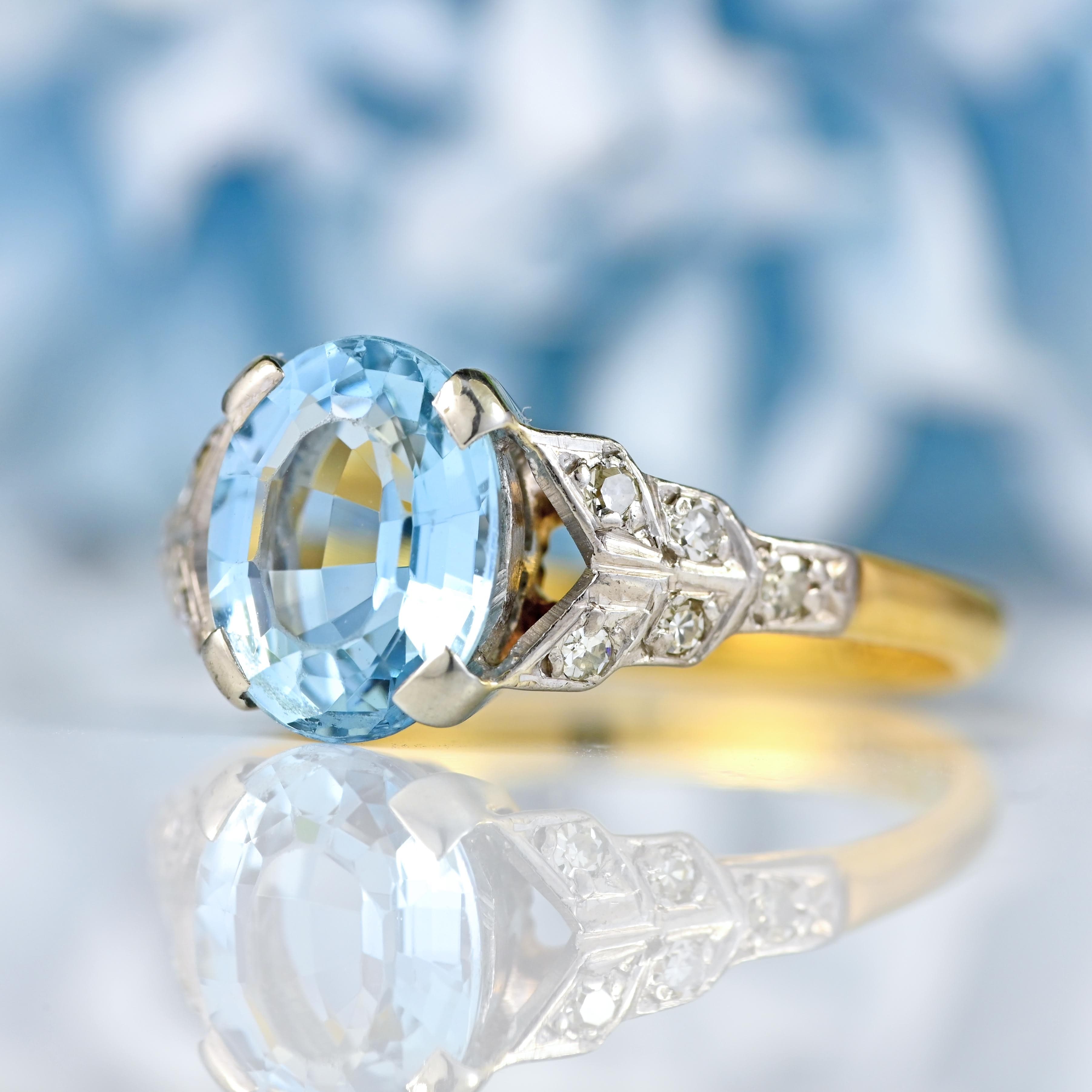 Ellibelle Jewellery Vintage 1950s Aquamarine & Diamond 18ct Gold Ring