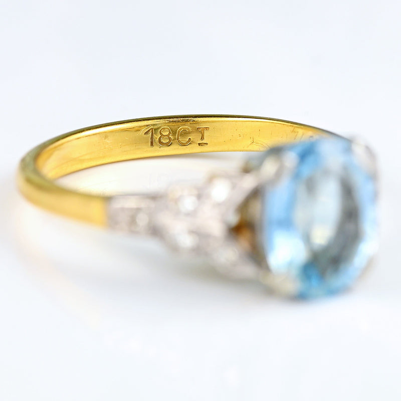 Ellibelle Jewellery Vintage 1950s Aquamarine & Diamond 18ct Gold Ring