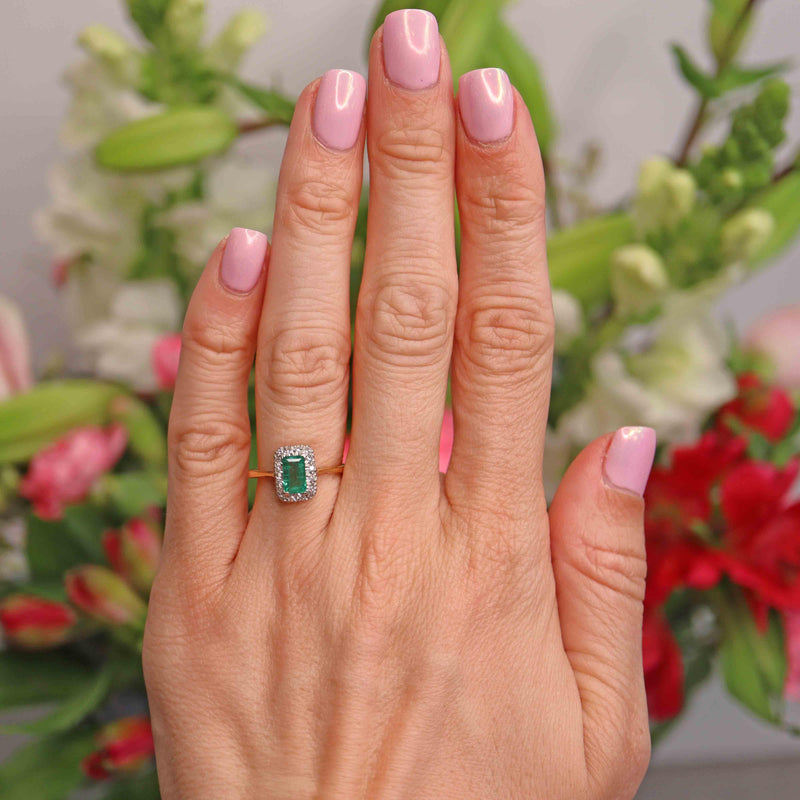 Ellibelle Jewellery Vintage 1960s Emerald & Diamond 18ct Gold Platinum Cluster Engagement Ring