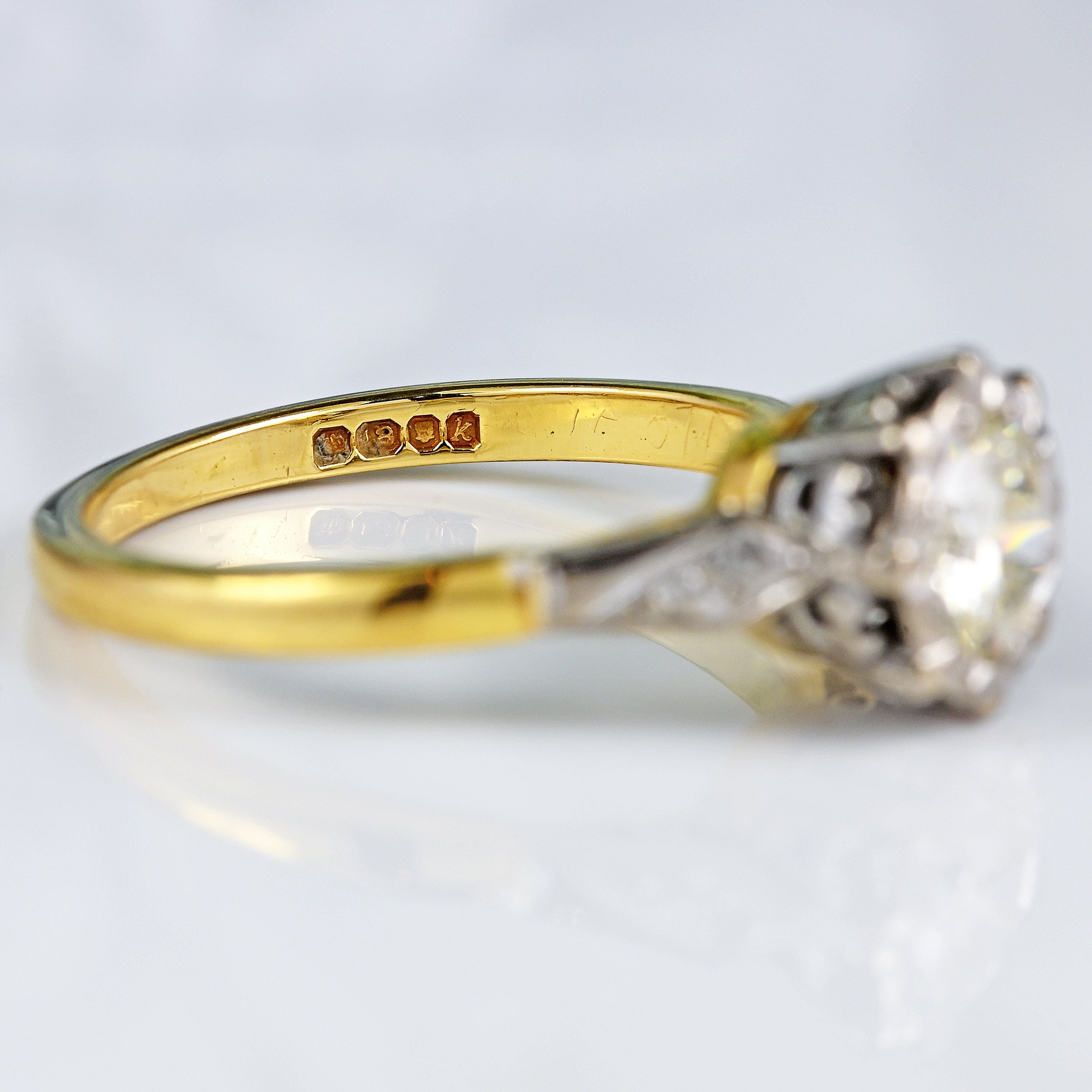 Ellibelle Jewellery Vintage 1965 18ct Gold & Platinum Diamond Engagement Ring (0.70ct)