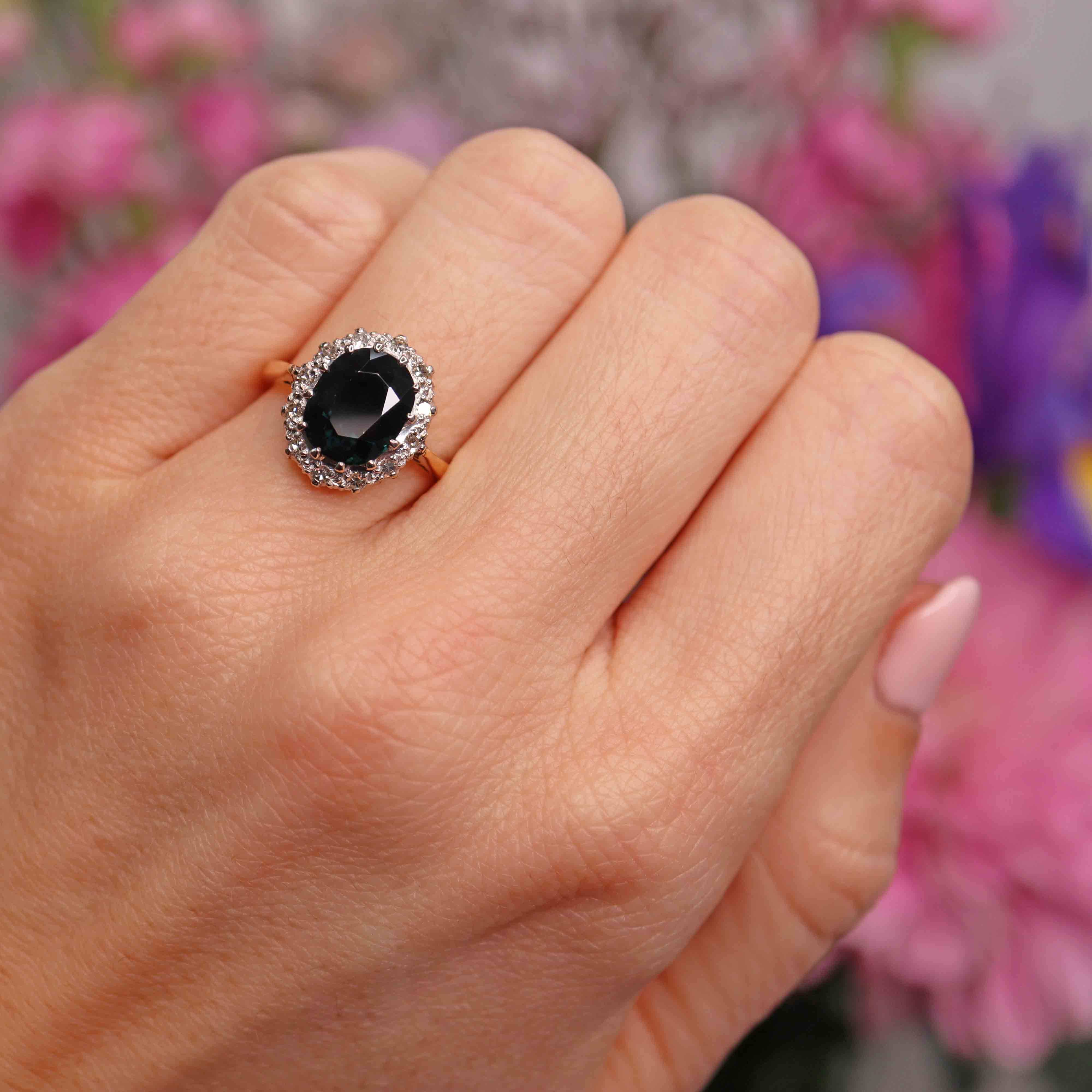 Ellibelle Jewellery Vintage 1966 Sapphire & Diamond 18ct Gold Cluster Ring (2.80cts)