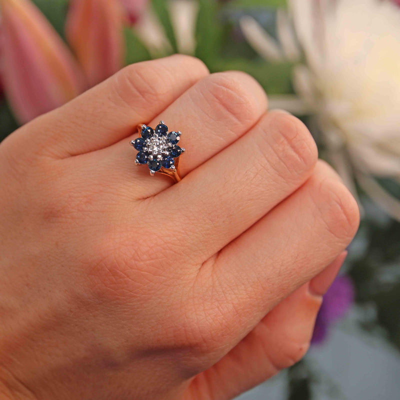 Ellibelle Jewellery Vintage 1970 Sapphire & Diamond Flower Cluster Ring