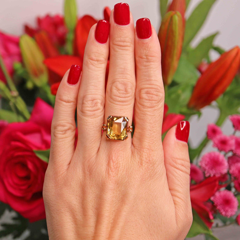 Ellibelle Jewellery Vintage 1970s Citrine 14ct Gold Solitaire Dress Ring