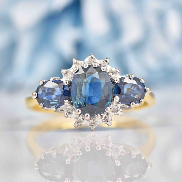 Ellibelle Jewellery Vintage 1970s Teal Sapphire & Diamond Triple Cluster Ring