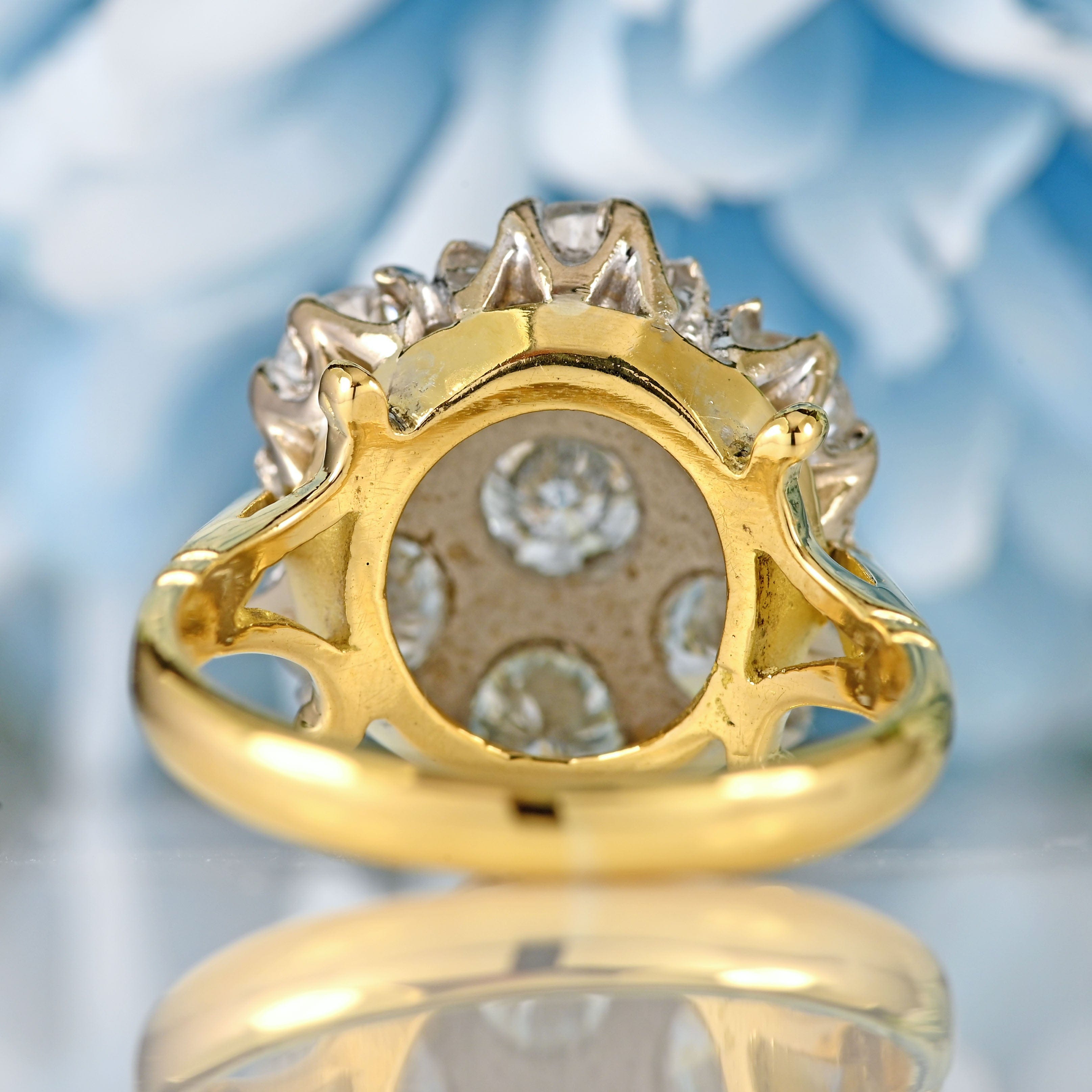 Ellibelle Jewellery Vintage 1971 Diamond 18ct Gold Seven-Stone Daisy Cluster Ring (2.10cts)