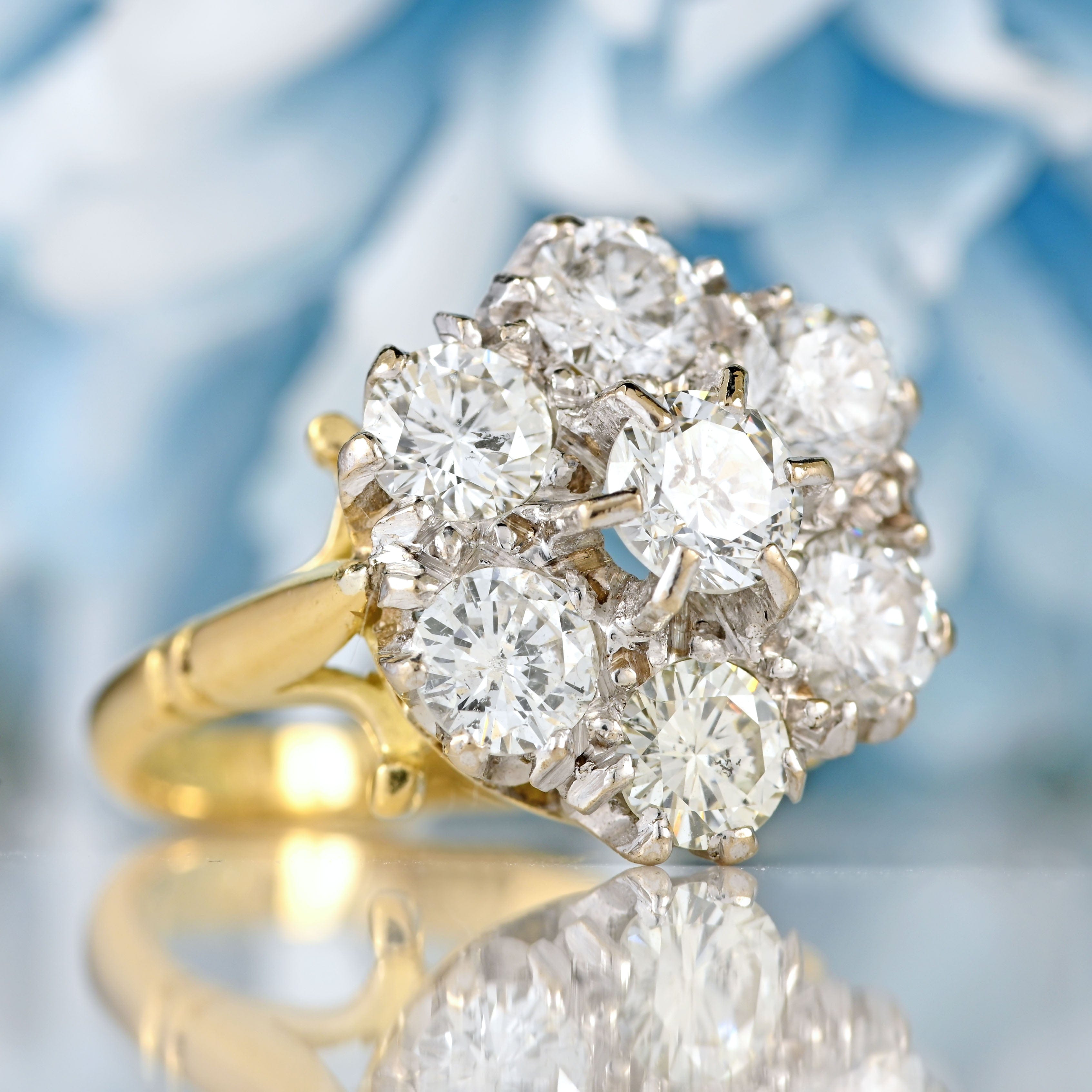 Ellibelle Jewellery Vintage 1971 Diamond 18ct Gold Seven-Stone Daisy Cluster Ring (2.10cts)