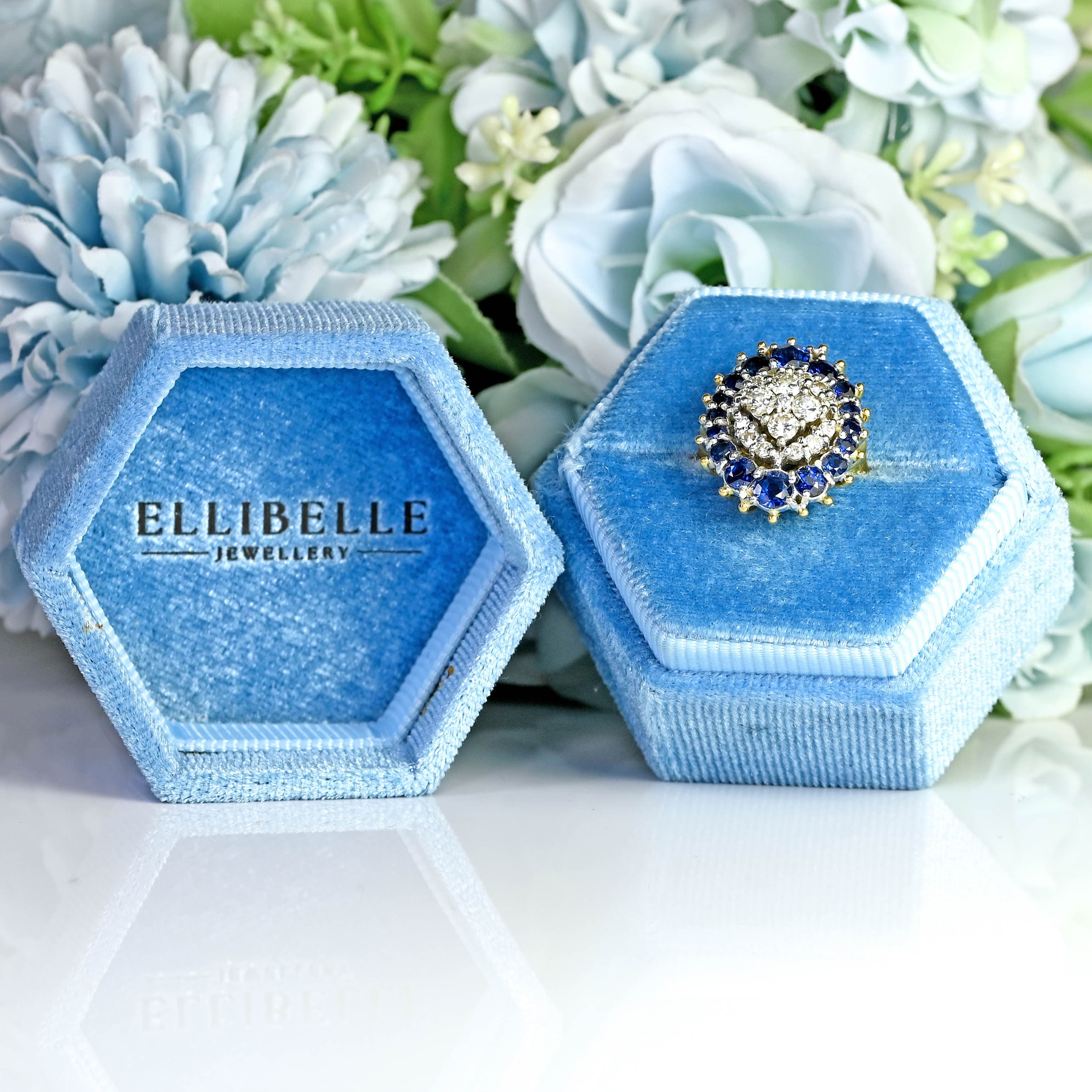 Ellibelle Jewellery Vintage 1974 Sapphire & Diamond 18ct Gold Cluster Ring