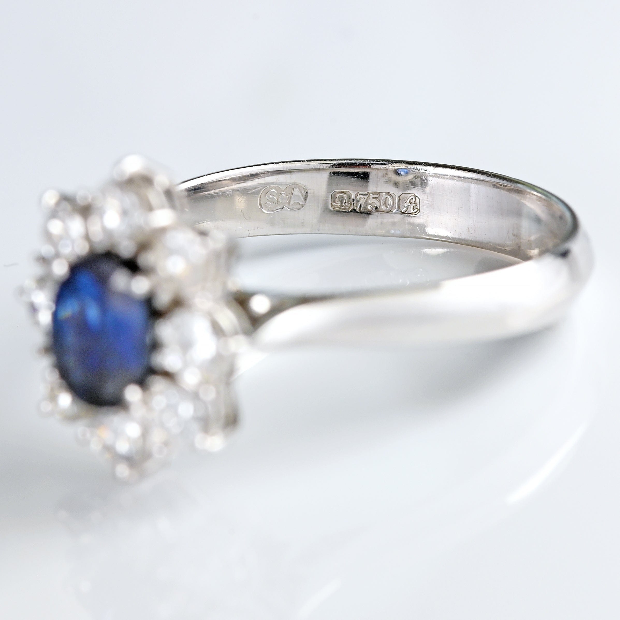 Ellibelle Jewellery Vintage 1975 Sapphire & Diamond 18ct White Gold Cluster Ring (0.80cts)