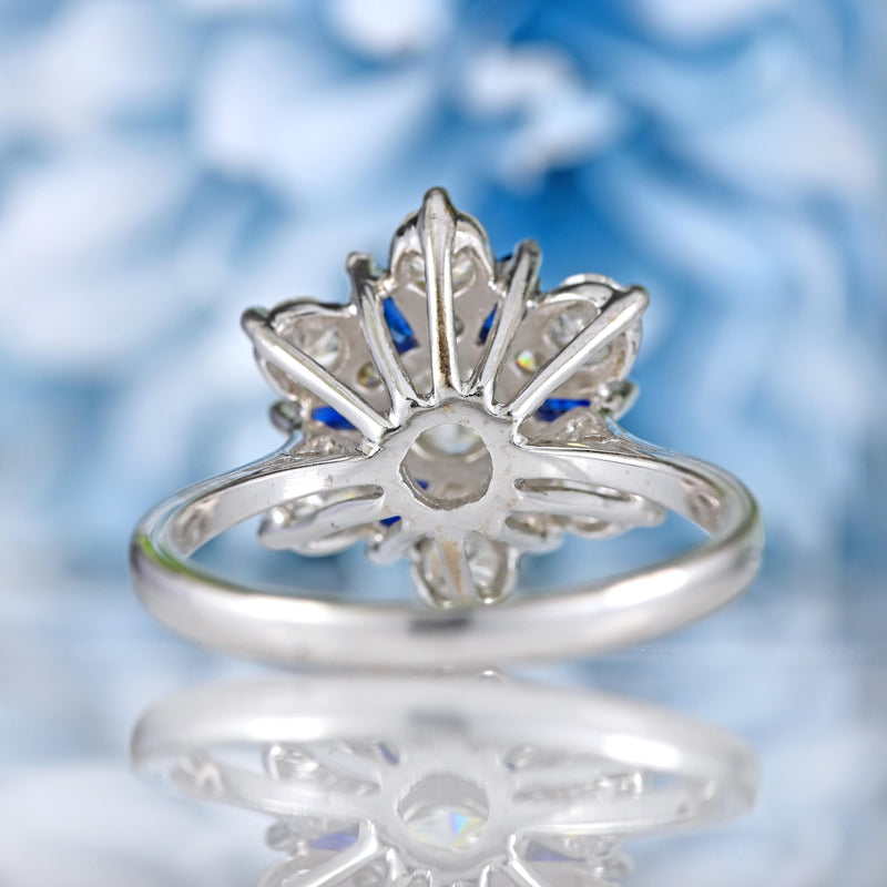 Ellibelle Jewellery Vintage 1975 Sapphire & Diamond 18ct White Gold Star-Shaped Cluster Ring