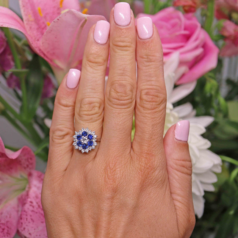 Ellibelle Jewellery Vintage 1975 Sapphire & Diamond White Gold Cluster Ring