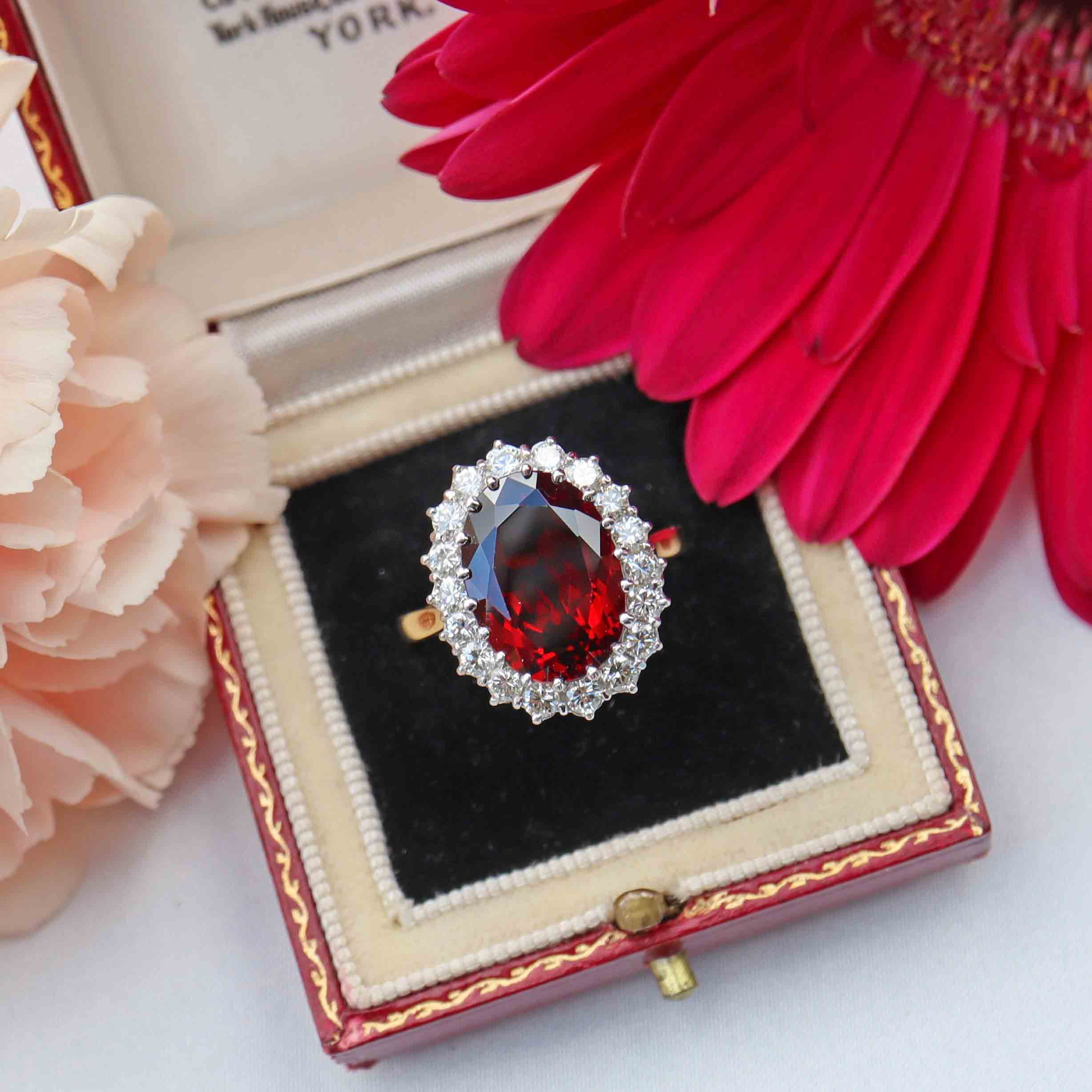 Ellibelle Jewellery Vintage 1976 Garnet & Diamond 18ct Gold Cluster Ring