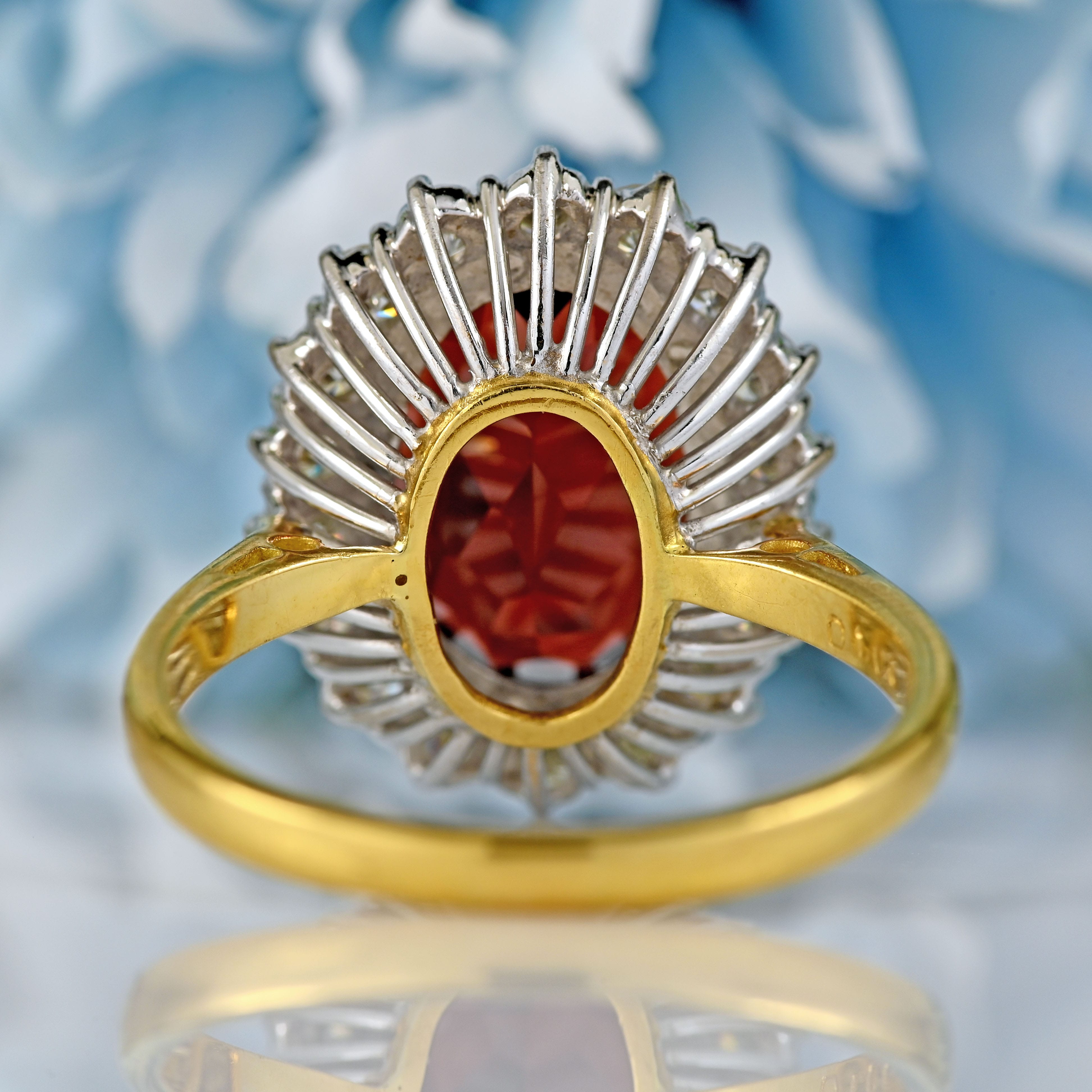 Ellibelle Jewellery Vintage 1976 Garnet & Diamond 18ct Gold Cluster Ring
