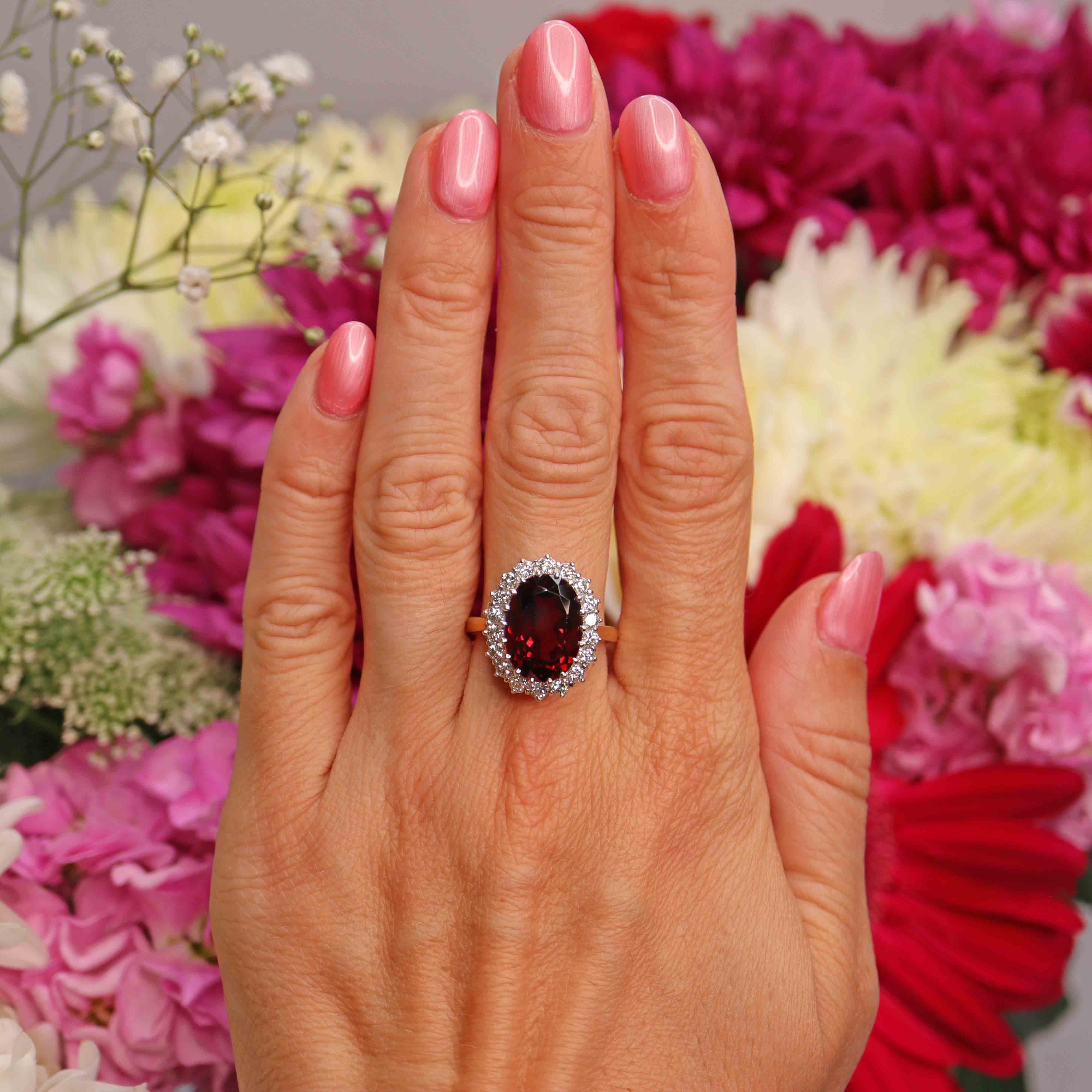 Ellibelle Jewellery Vintage 1976 Garnet & Diamond 18ct Gold Cluster Ring