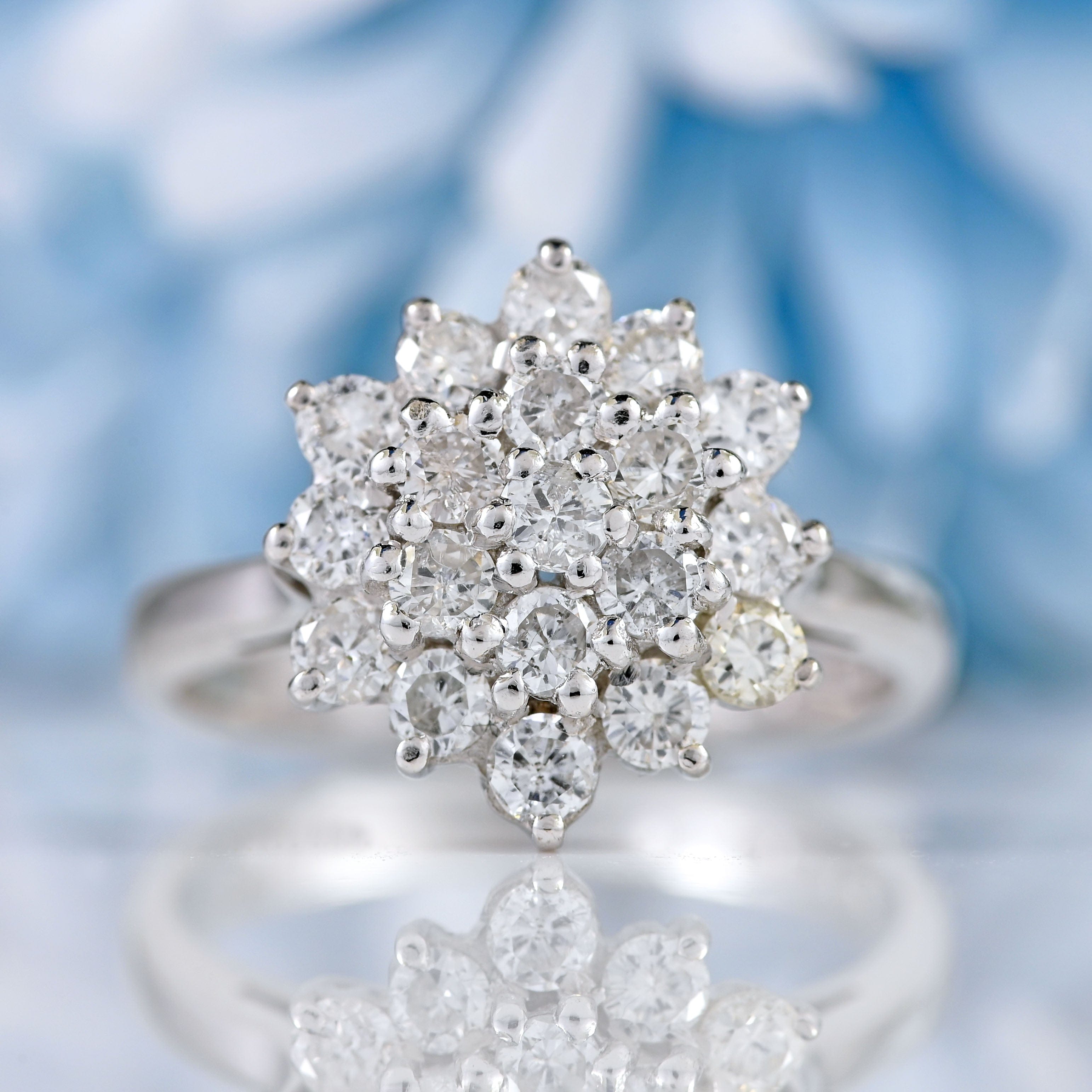 Ellibelle Jewellery Vintage 1977 Diamond 18ct White Gold Cluster Ring (0.76cts)