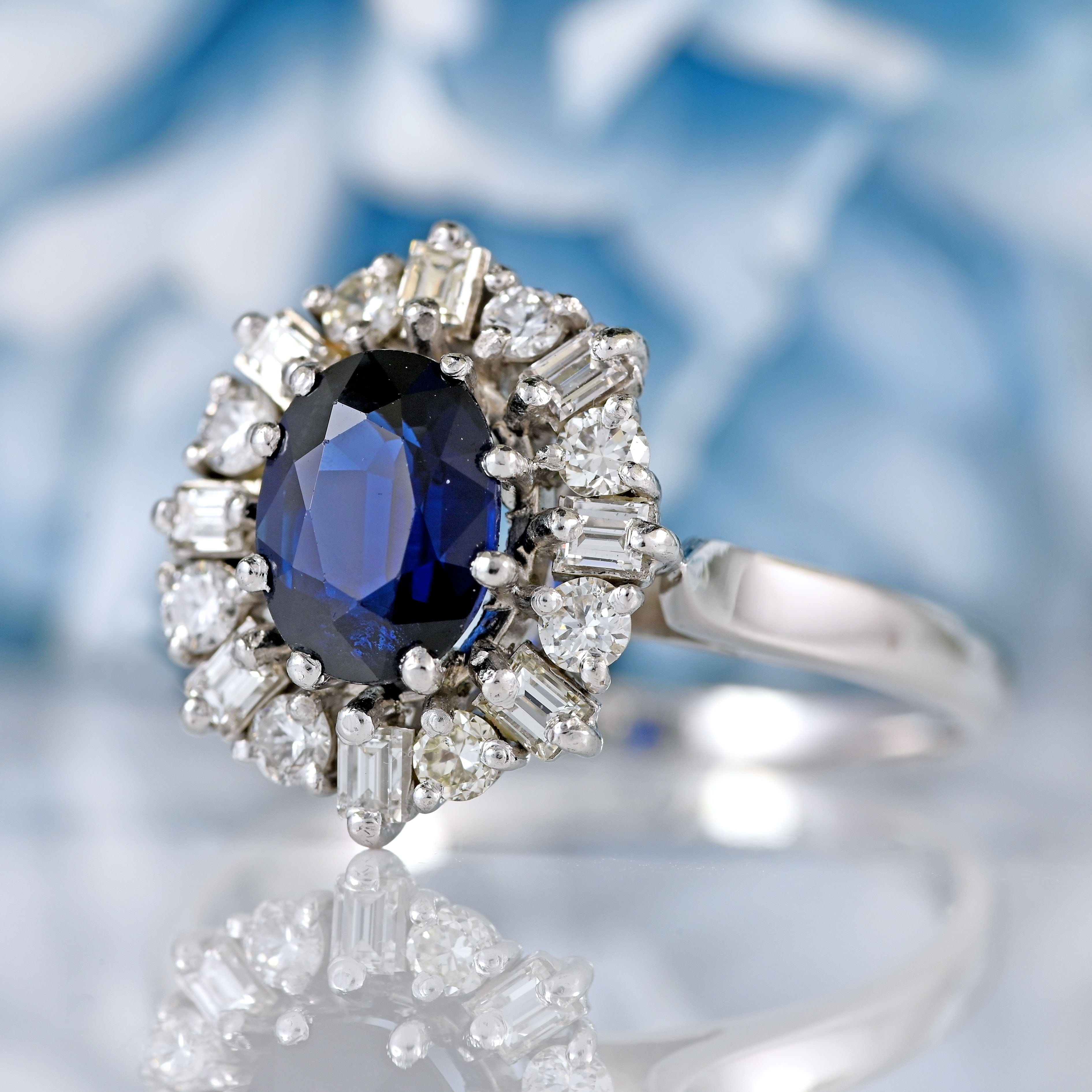 Ellibelle Jewellery Vintage 1977 Sapphire & Vari-Cut Diamond 18ct White Gold Cluster Ring (1.53cts)