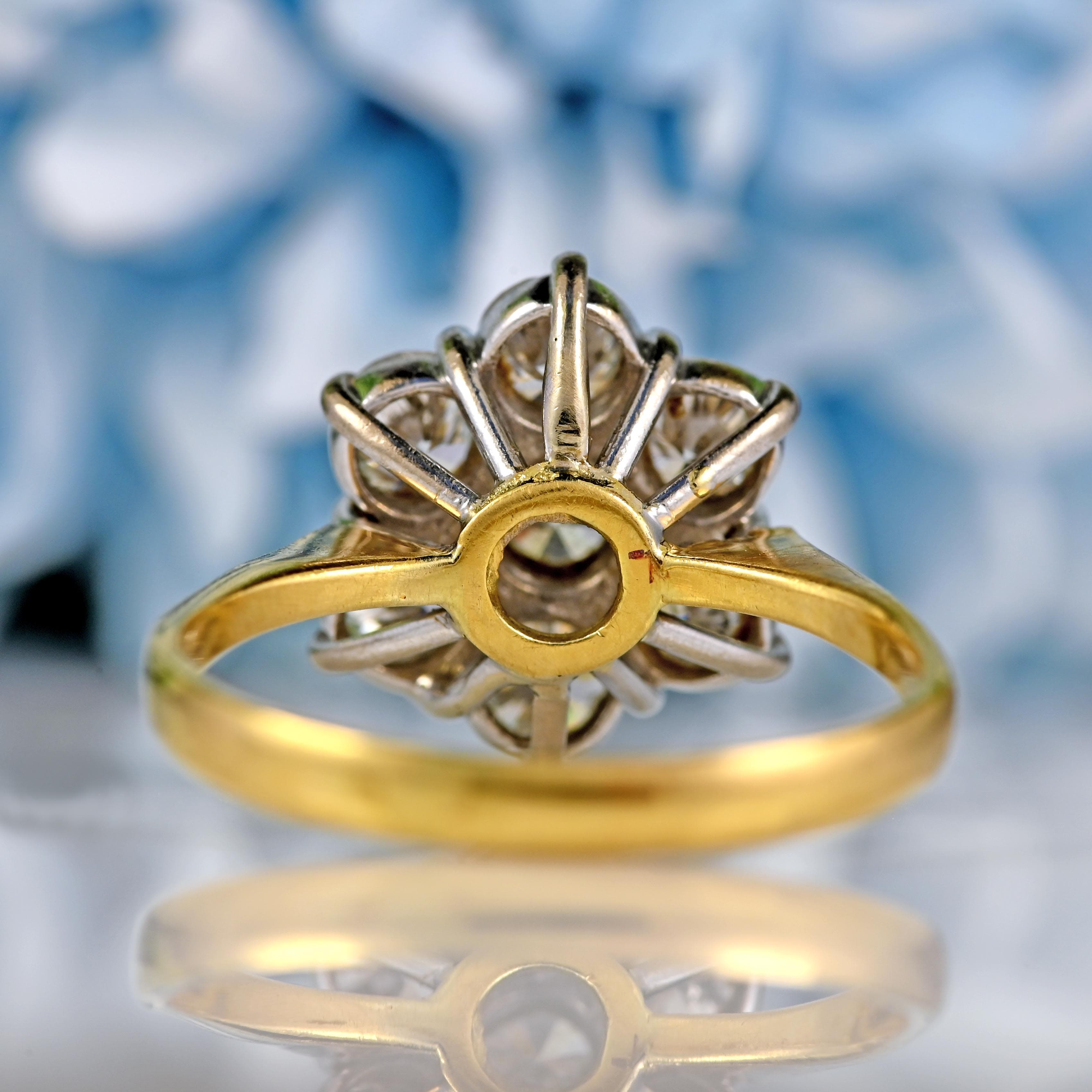 Ellibelle Jewellery Vintage 1978 Diamond 18ct Gold Daisy Cluster Ring (1.40cts)