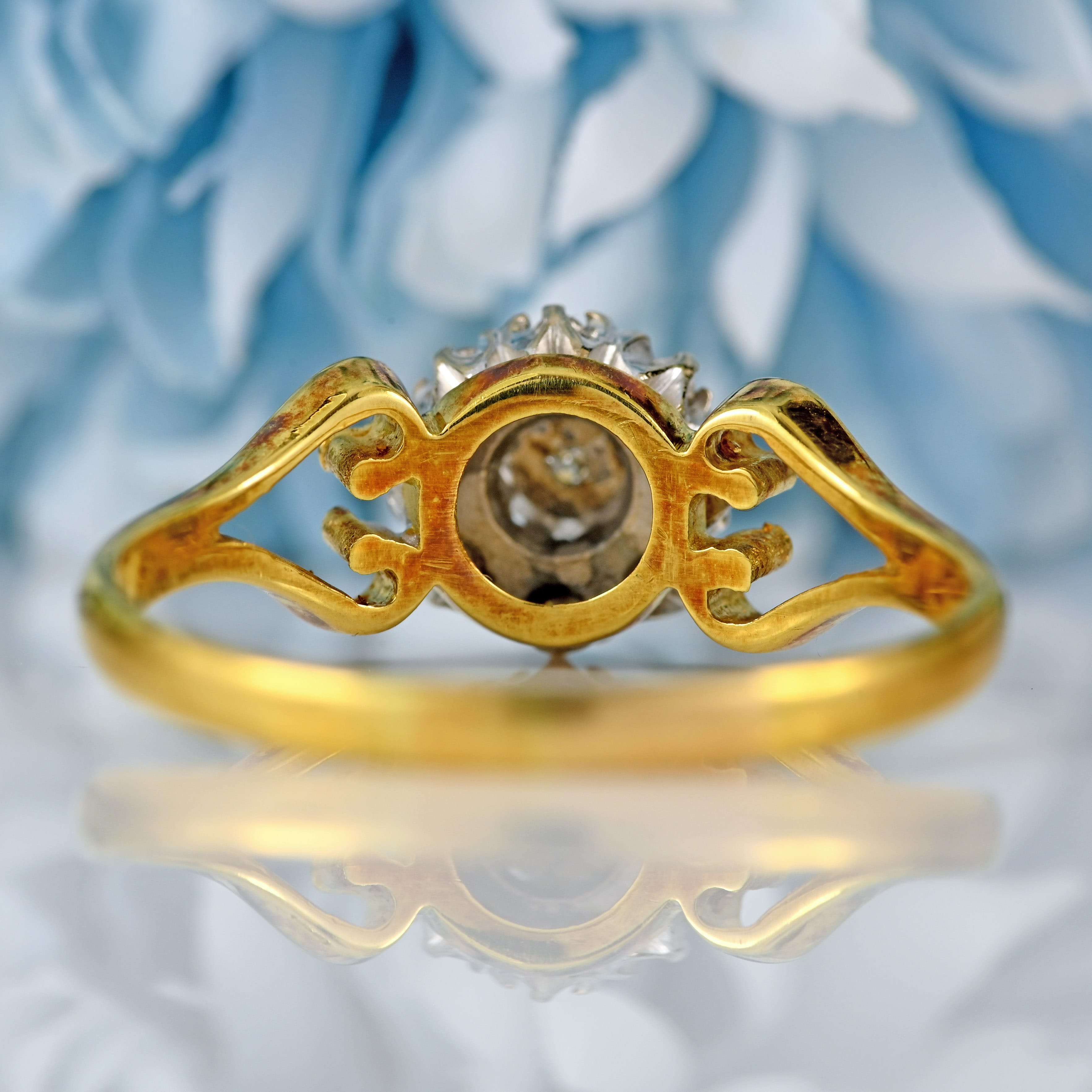 Ellibelle Jewellery Vintage 1979 Diamond 18ct Gold Cluster Ring