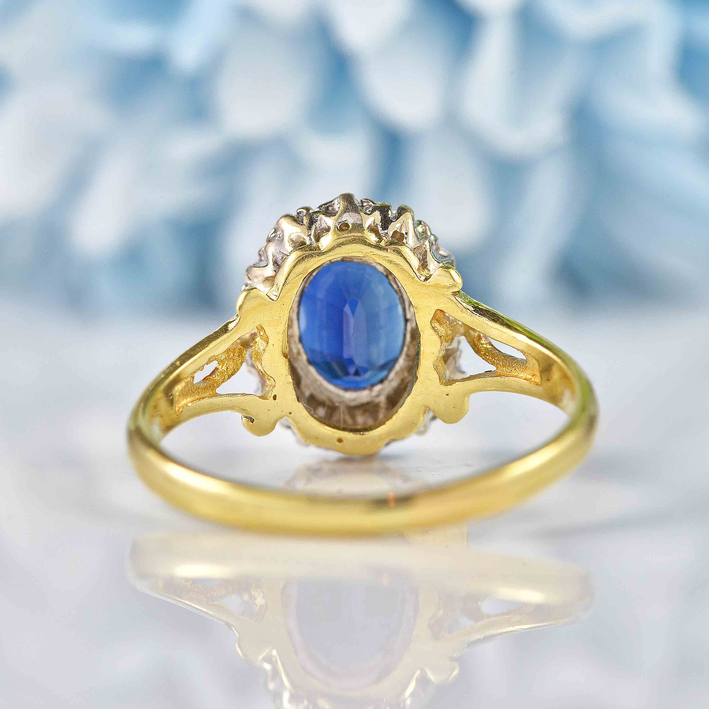 Ellibelle Jewellery Vintage 1979 Sapphire & Diamond Yellow Gold Cluster Ring