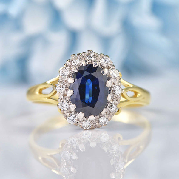 Ellibelle Jewellery Vintage 1979 Sapphire & Diamond Yellow Gold Cluster Ring