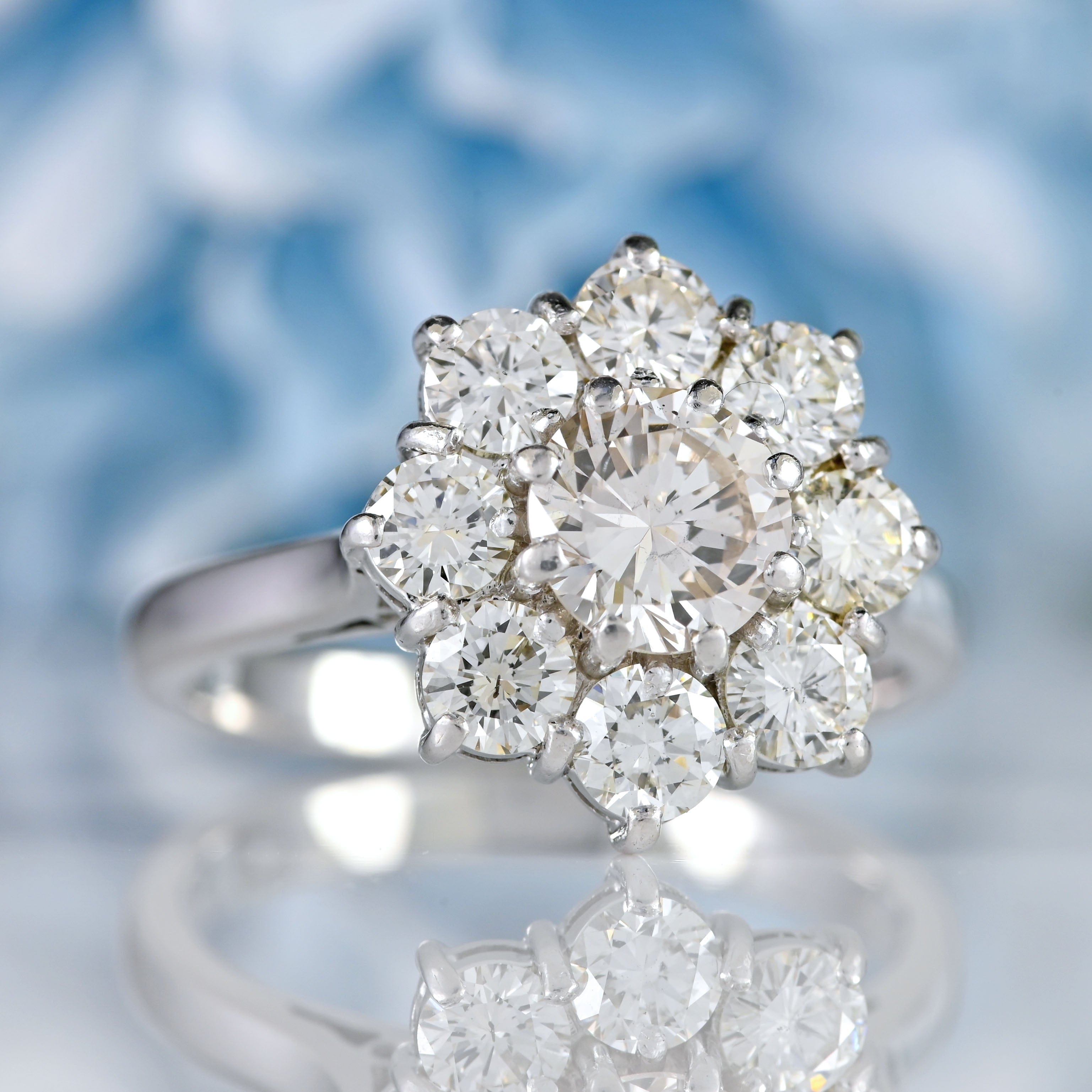 Ellibelle Jewellery Vintage 1980 Diamond 18ct White Gold Daisy Cluster Engagement Ring (2.00cts)