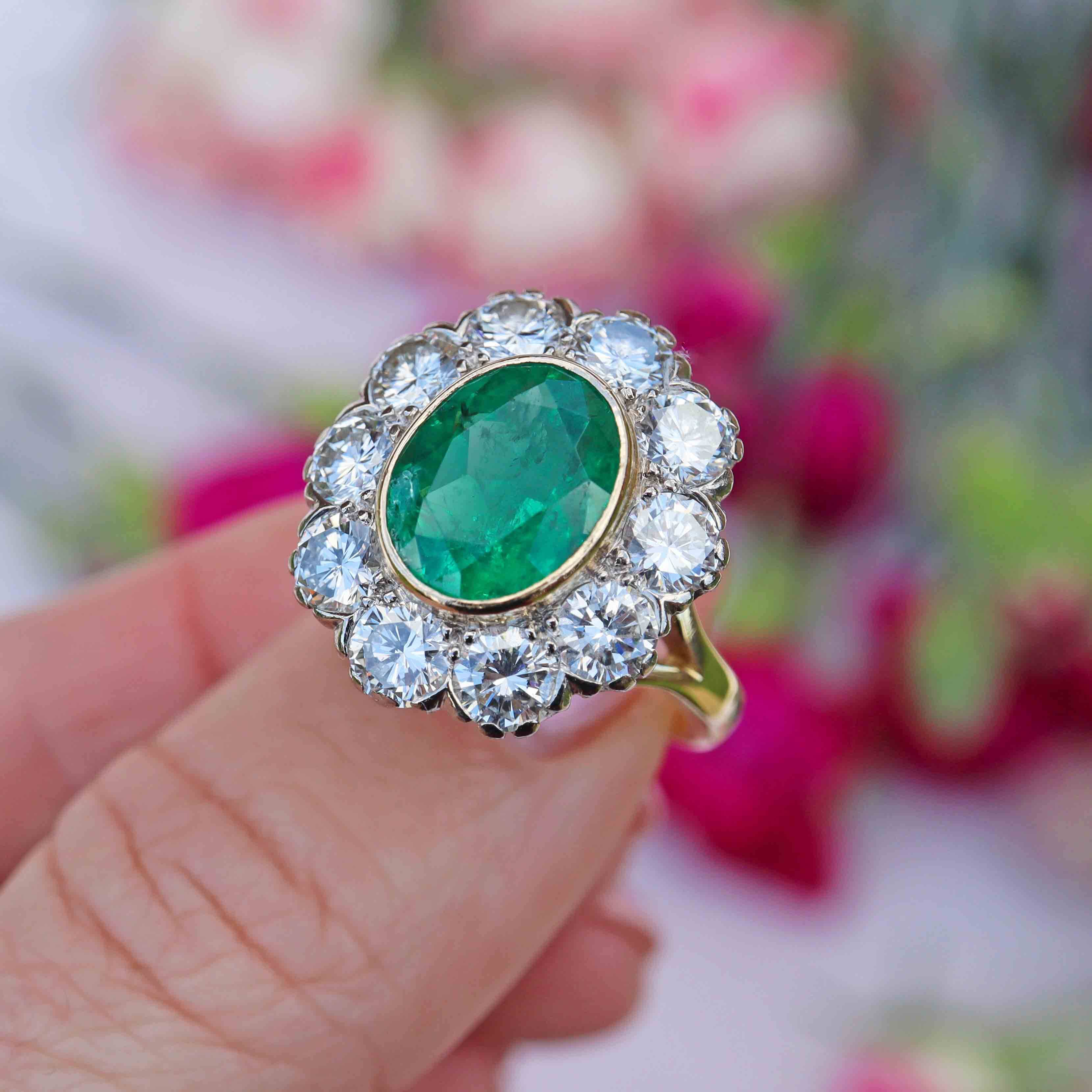 Ellibelle Jewellery Vintage 1980 Emerald & Diamond 18ct Gold Cluster Engagement Ring (3.60cts)