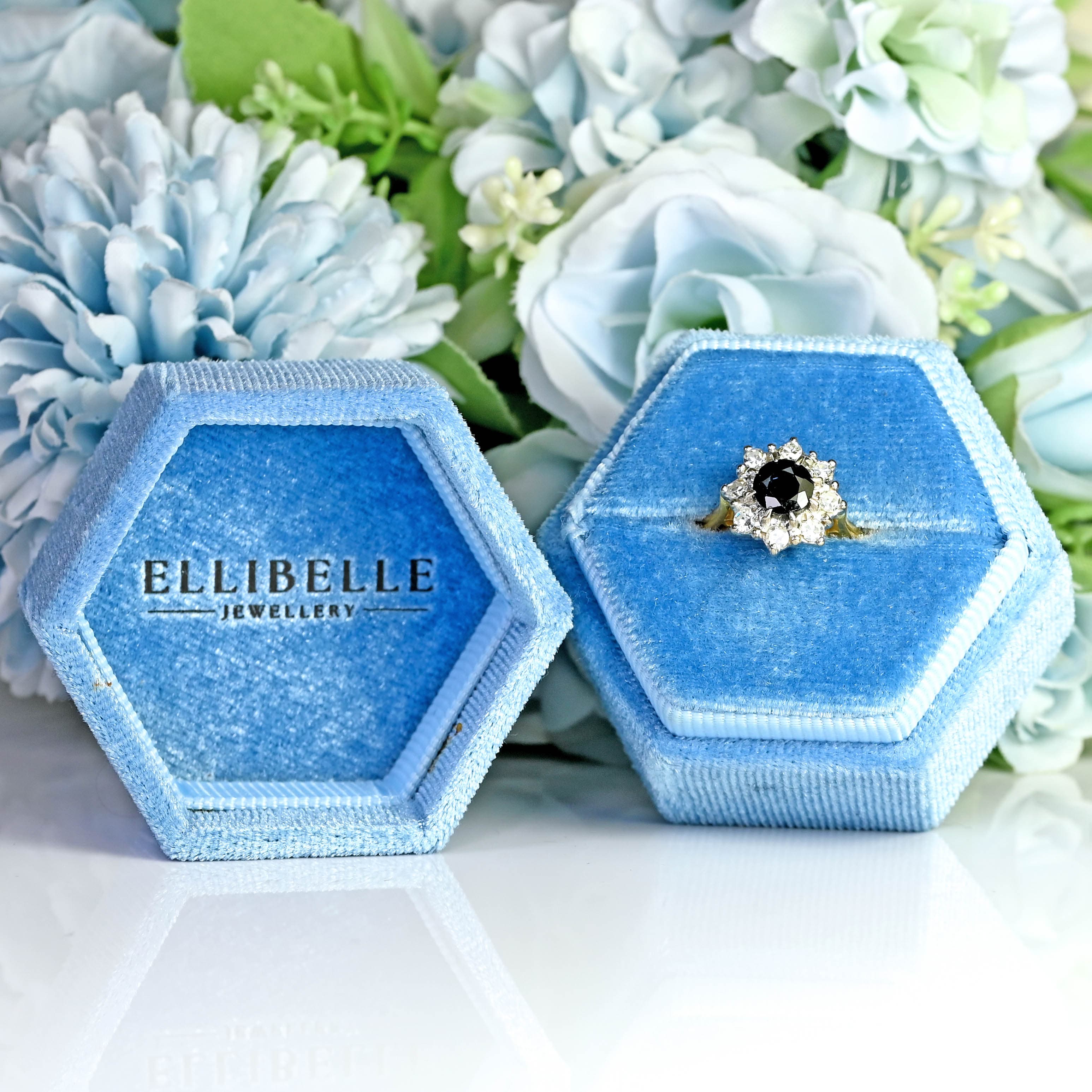 Ellibelle Jewellery Vintage 1980 Sapphire & Diamond 18ct Gold Cluster Ring (1.10cts)