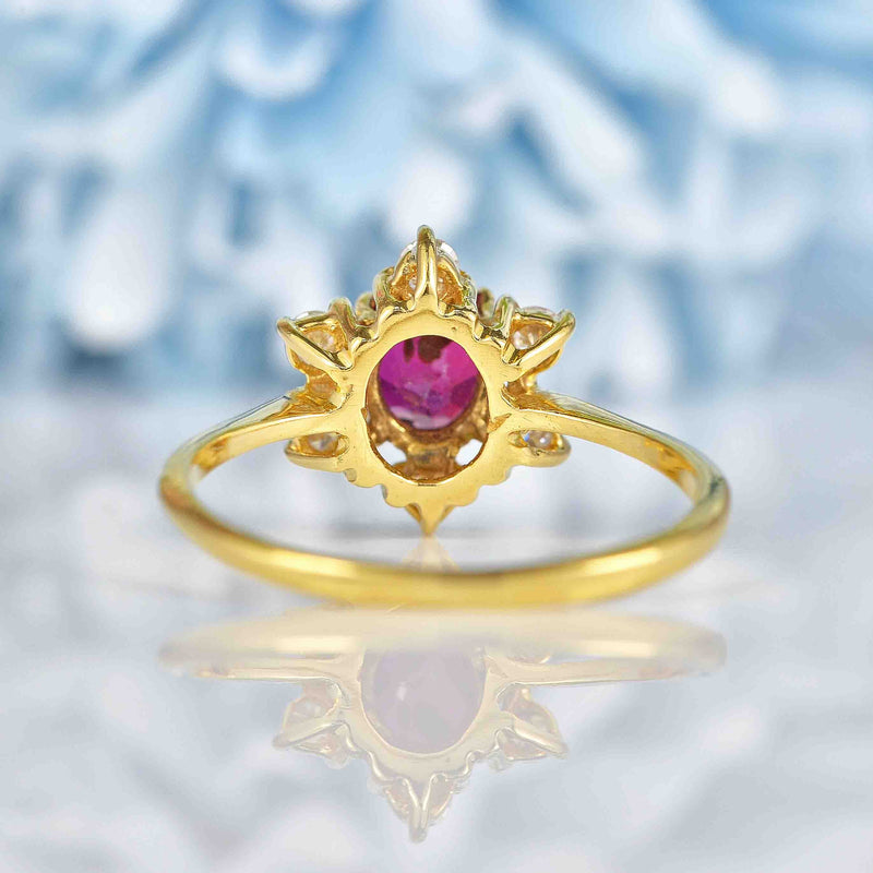 Ellibelle Jewellery Vintage 1981 Ruby & Diamond 18ct Gold Star-Cluster Ring