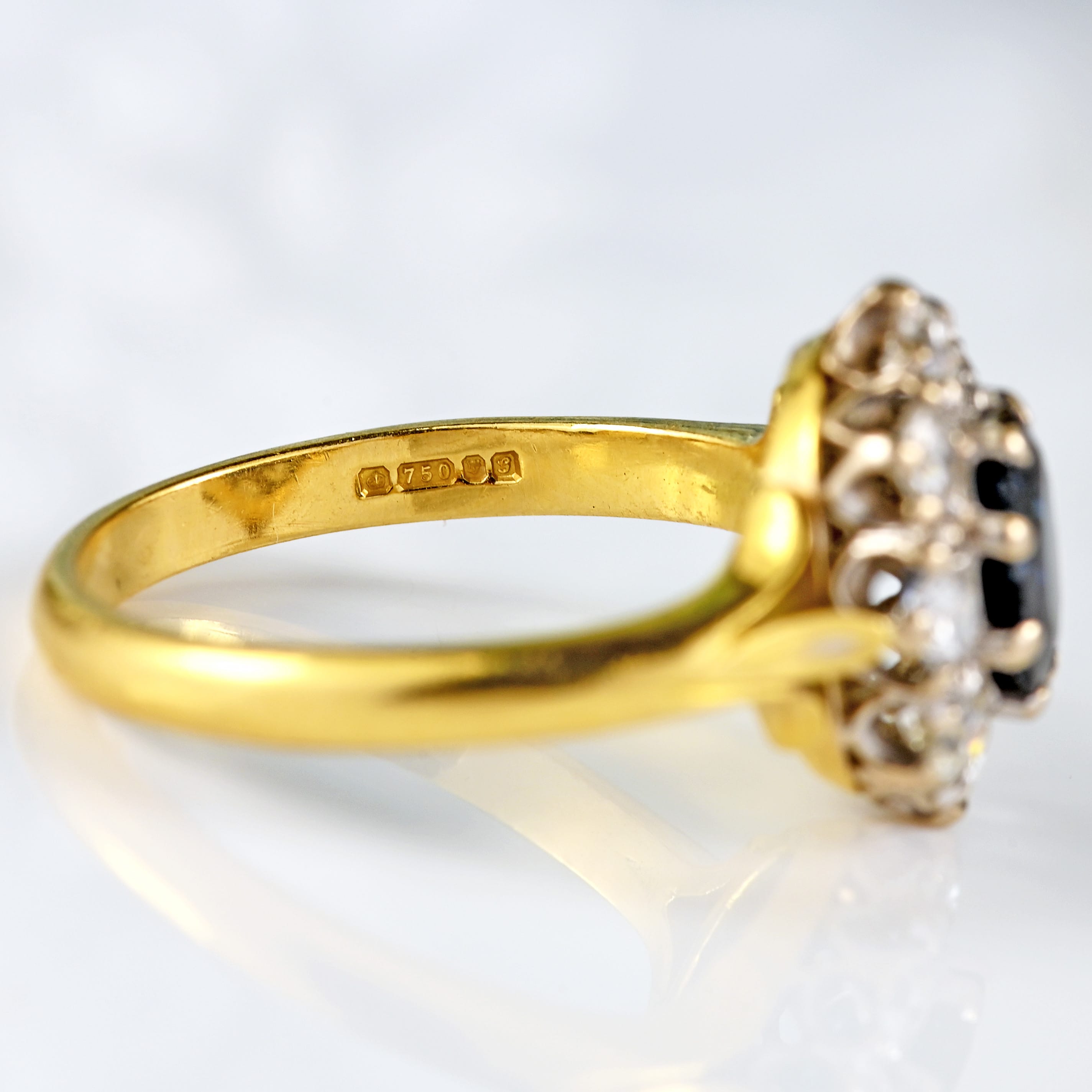 Ellibelle Jewellery Vintage 1981 Sapphire & Diamond 18ct Gold Oval Cluster Ring