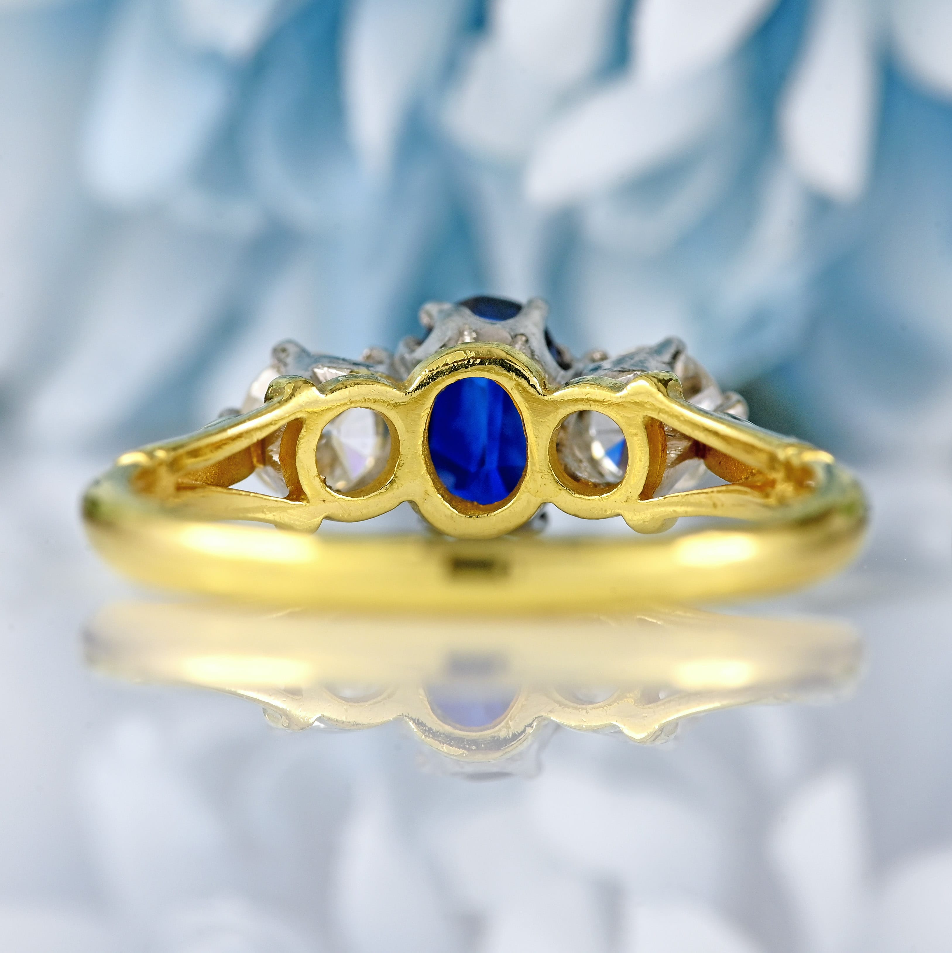 Ellibelle Jewellery Vintage 1981 Sapphire & Diamond 18ct Gold Three-Stone Ring (0.70cts)