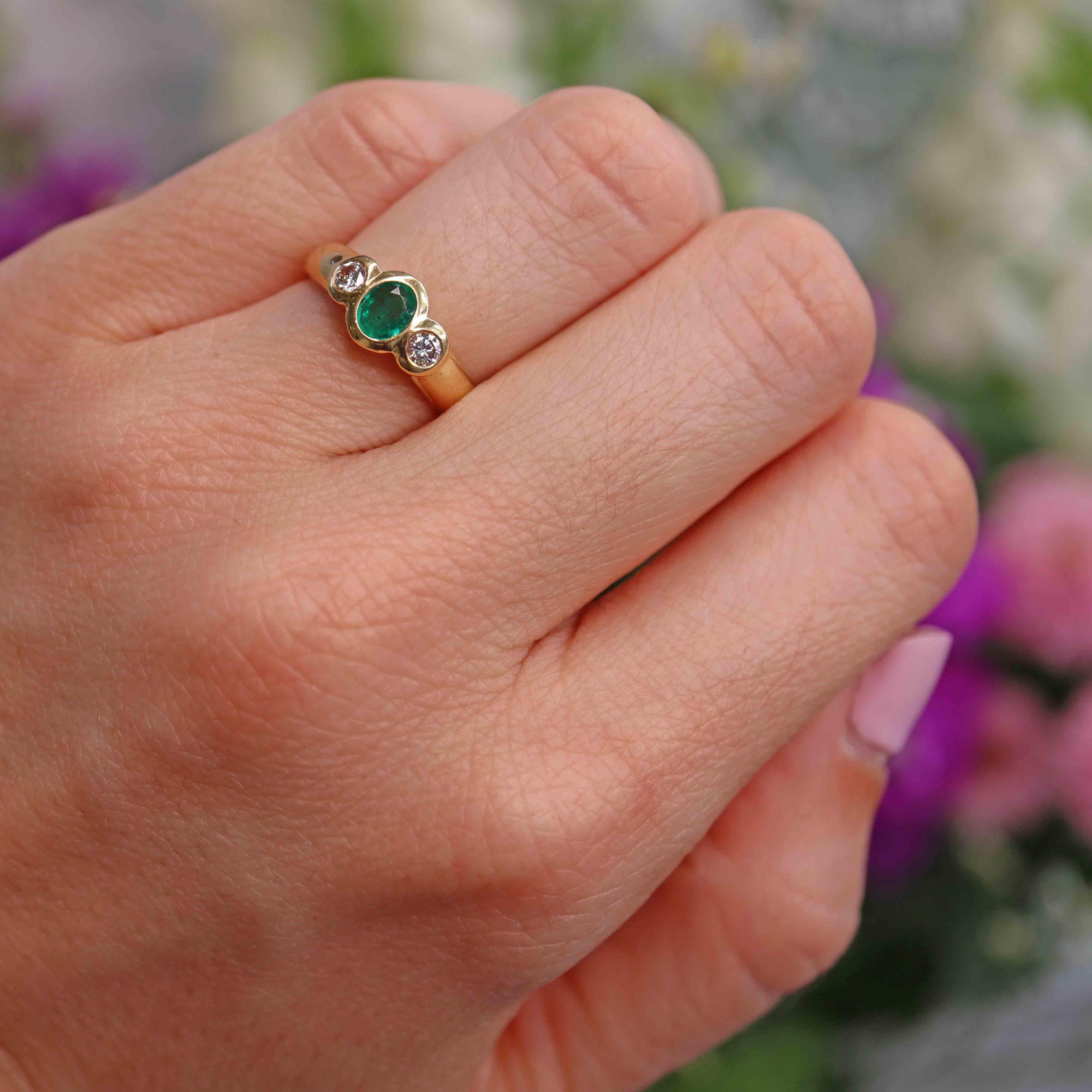 Ellibelle Jewellery Vintage 1982 Emerald & Diamond Three-Stone Bezel Ring