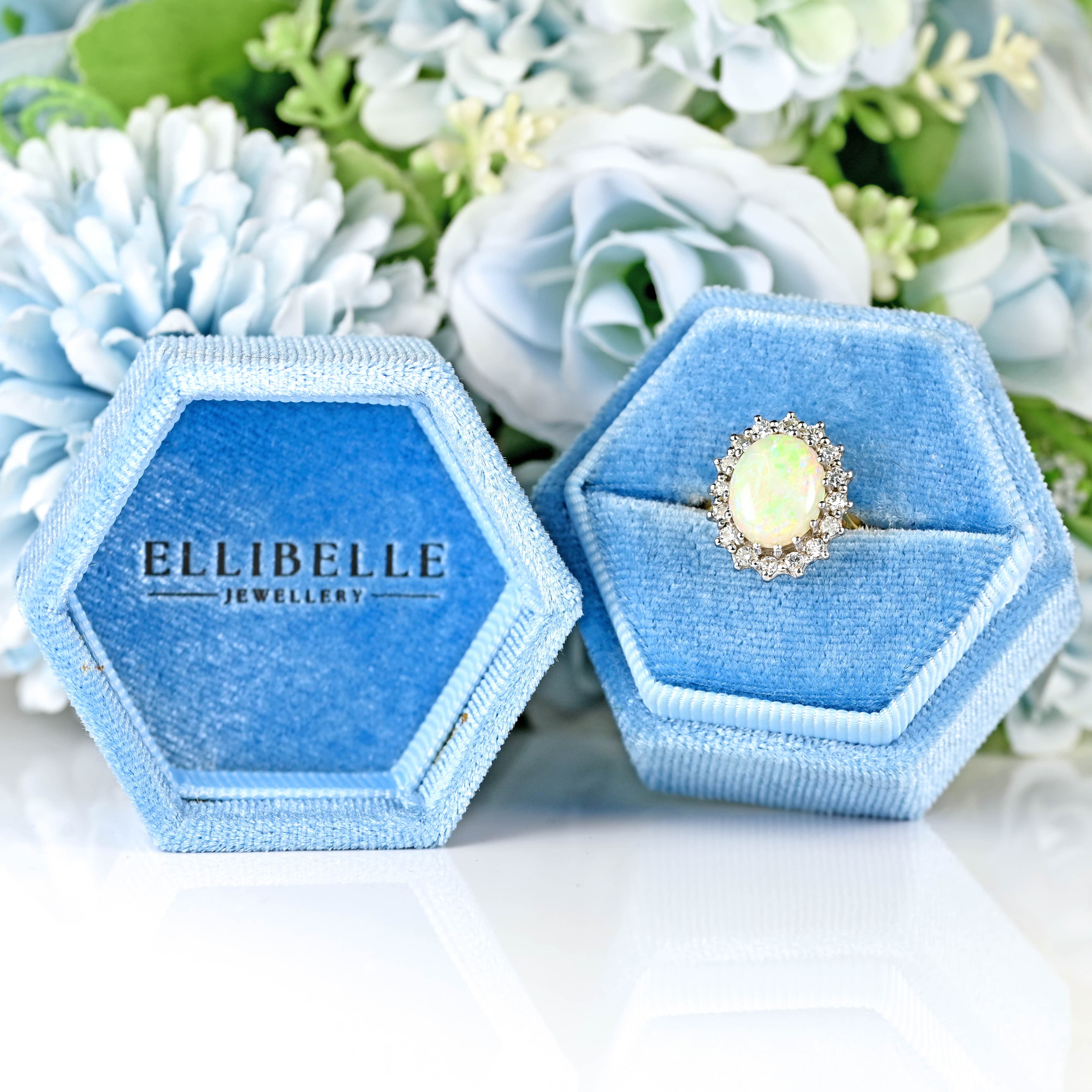 Ellibelle Jewellery Vintage 1983 Opal & Diamond 18ct Gold Cluster Ring (1.68cts)