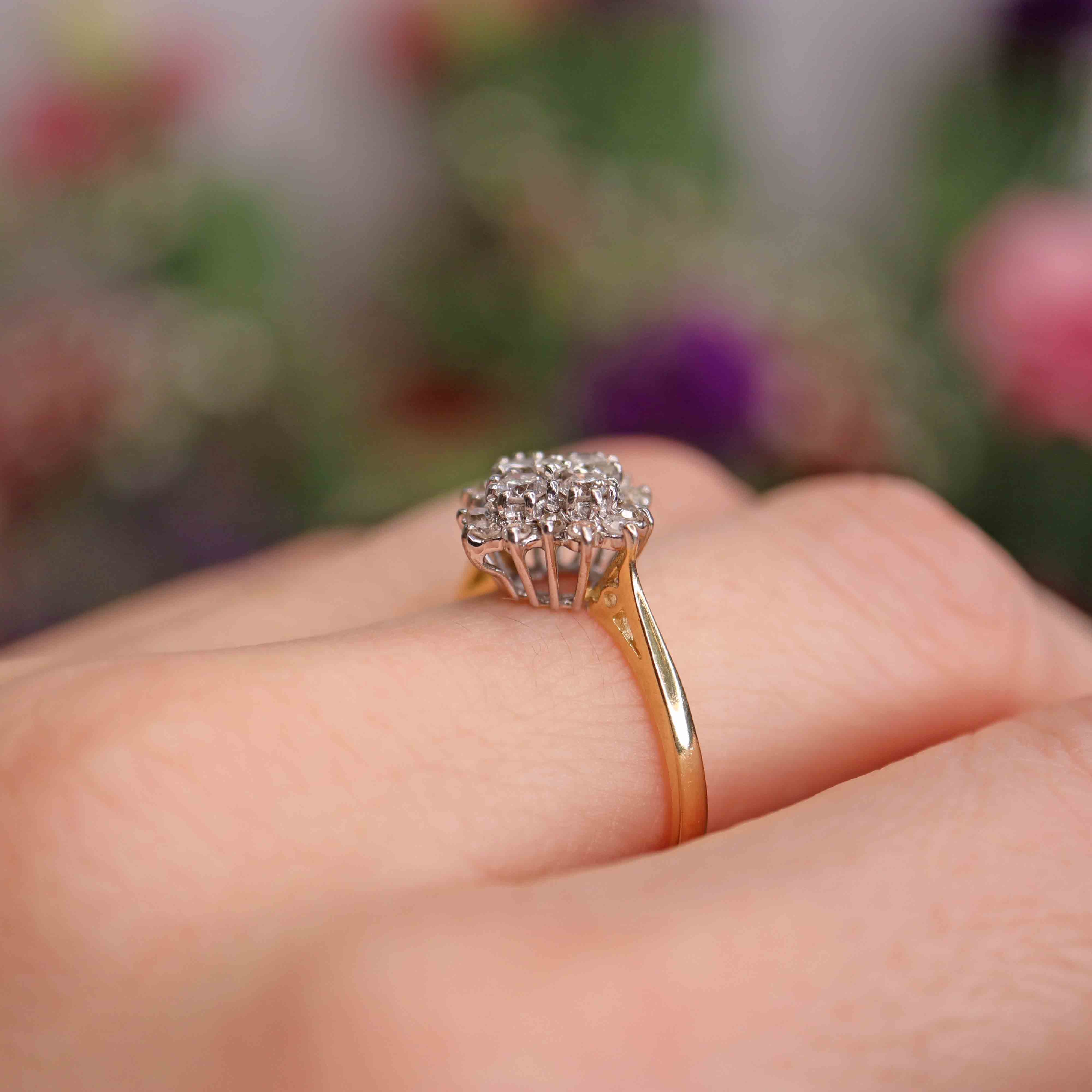 Ellibelle Jewellery Vintage 1984 Diamond 18ct Gold Cluster Ring (0.48cts)