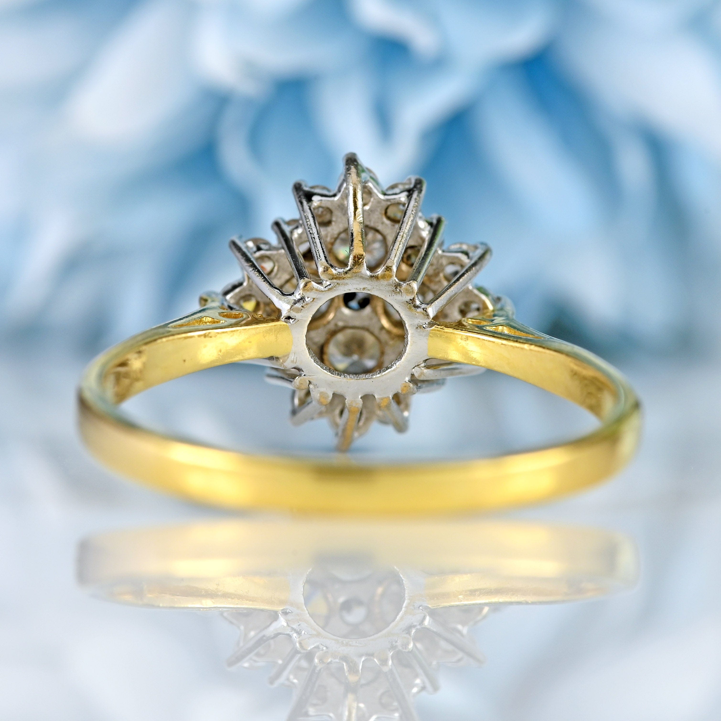 Ellibelle Jewellery Vintage 1984 Diamond 18ct Gold Cluster Ring (0.48cts)