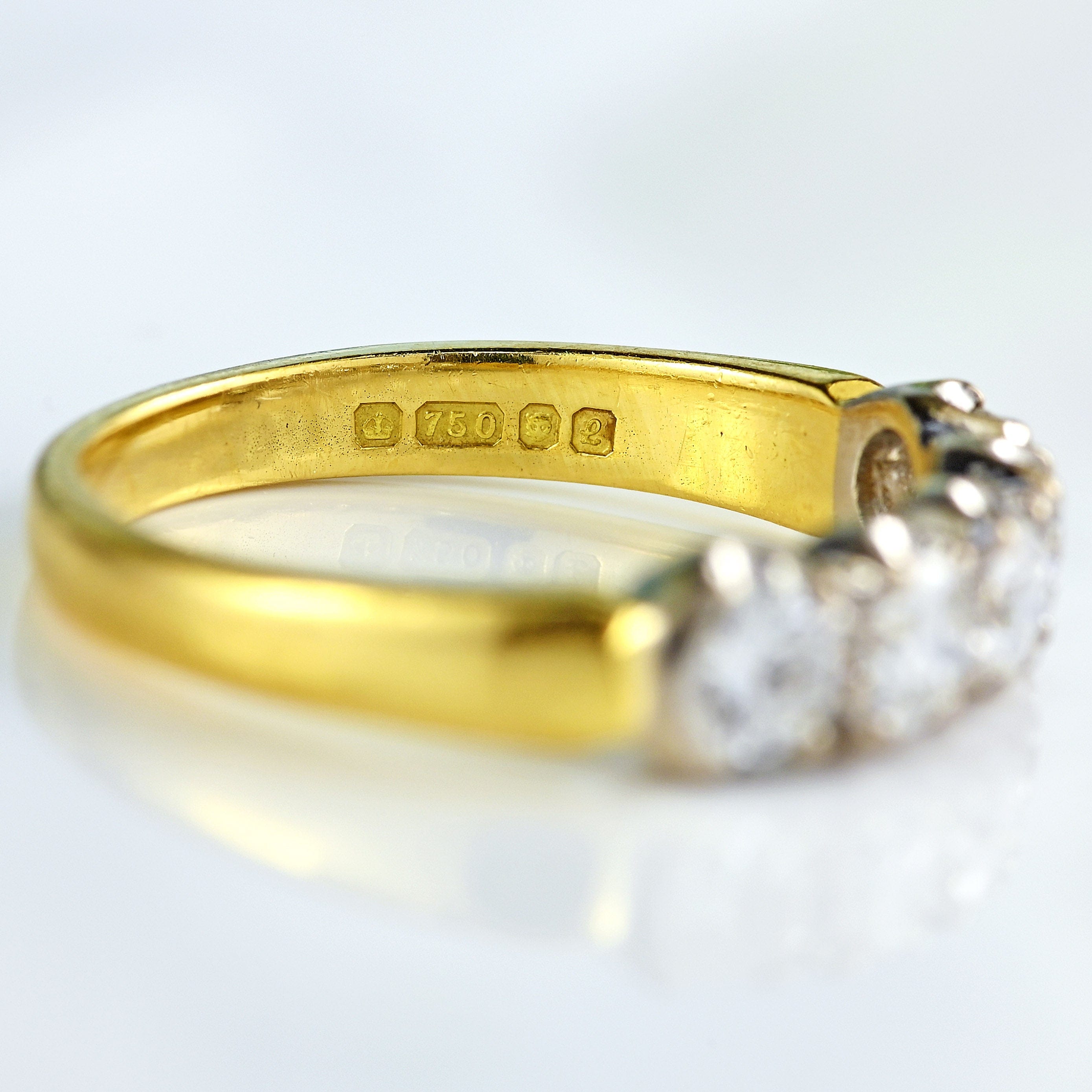 Ellibelle Jewellery Vintage 1985 18ct Gold Diamond Five-Stone Half Eternity Band Ring (0.75cts)