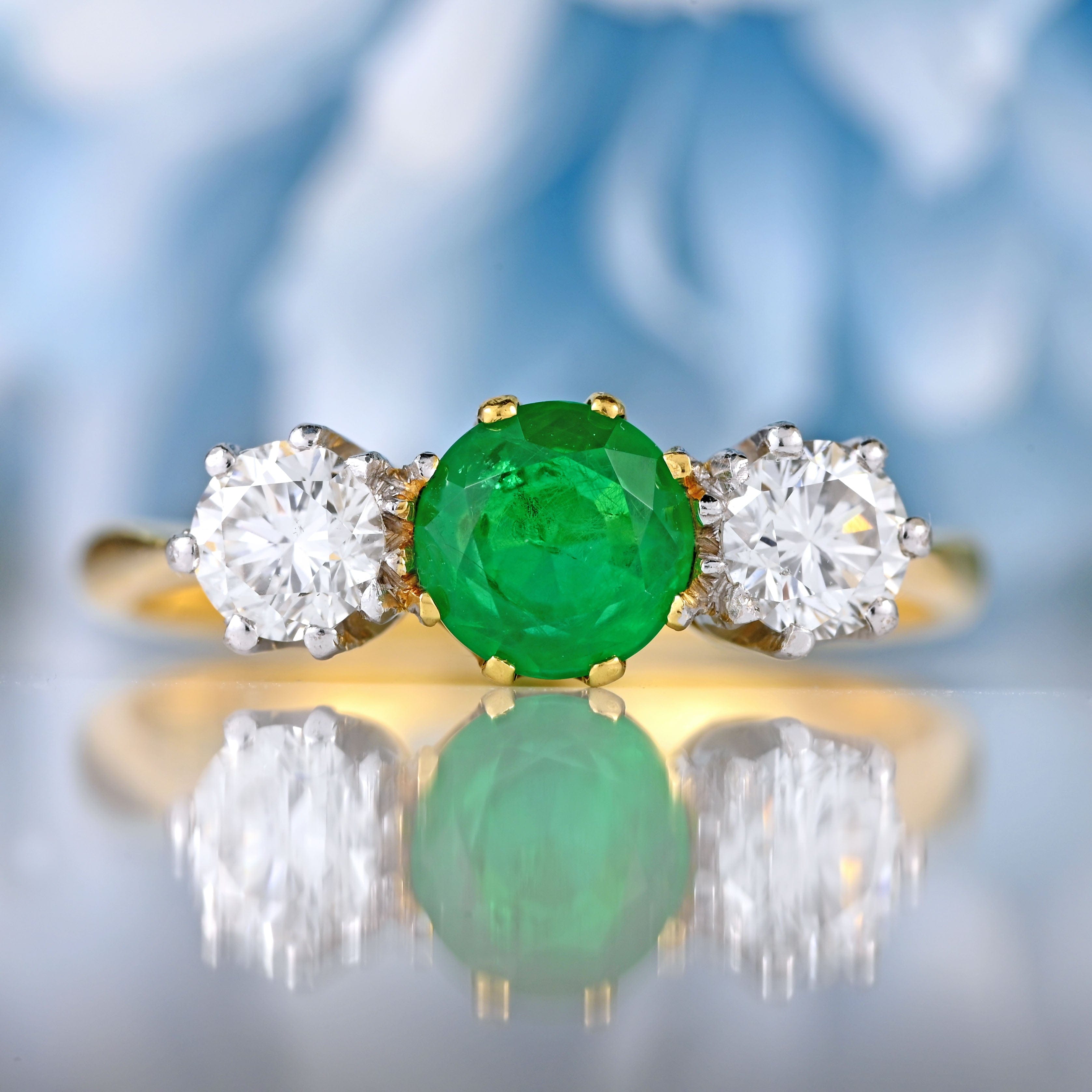 Ellibelle Jewellery Vintage 1985 Emerald & Diamond 18ct Gold Three-Stone Trilogy Engagement Ring (0.53cts)