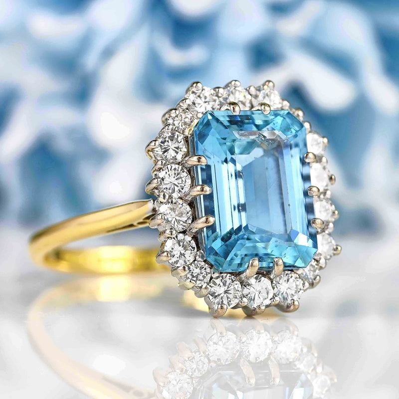 Ellibelle Jewellery Vintage 1986 Aquamarine & Diamond 18ct Gold Engagement Ring (3.67ct)