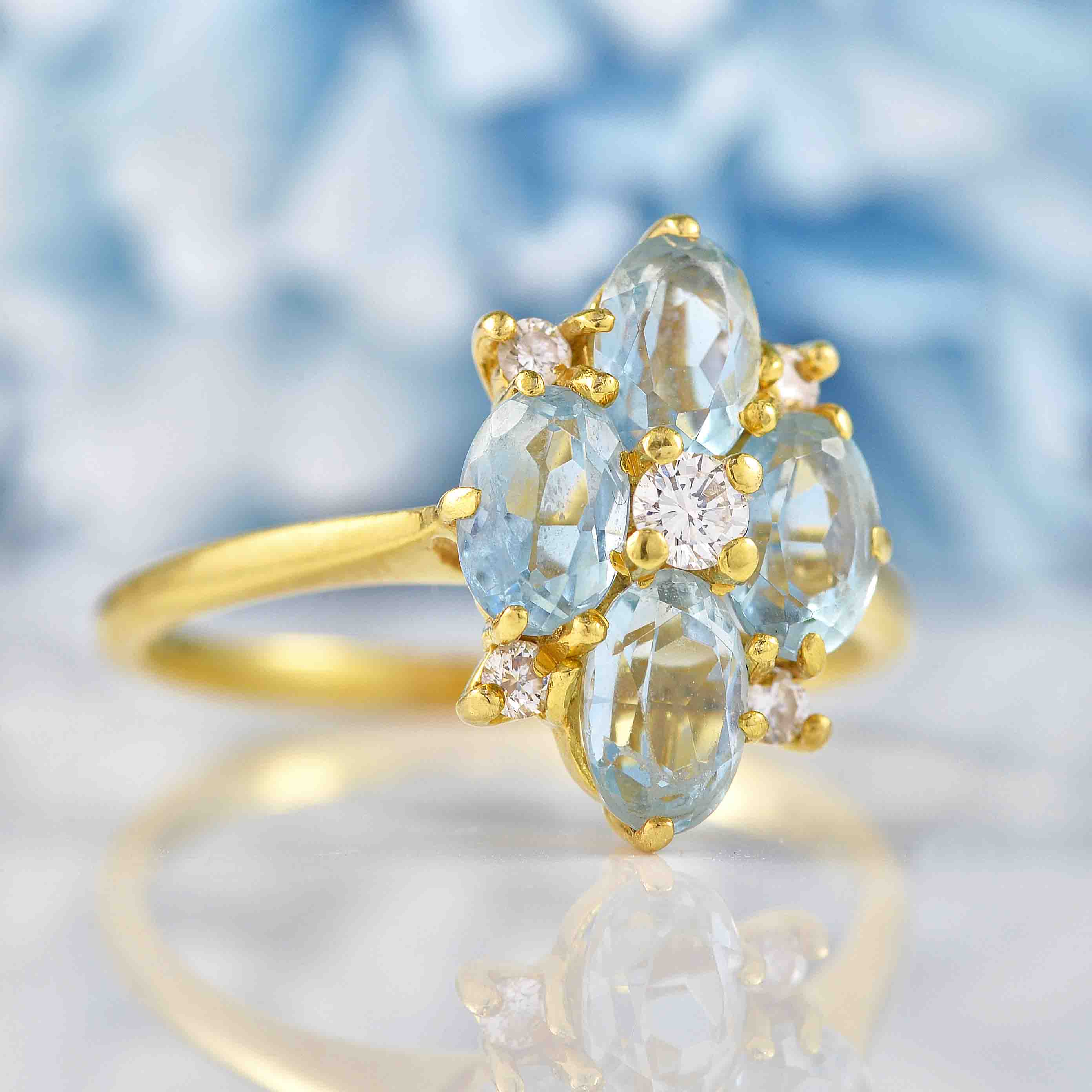 Ellibelle Jewellery Vintage 1986 Aquamarine & Diamond 18ct Gold Ring