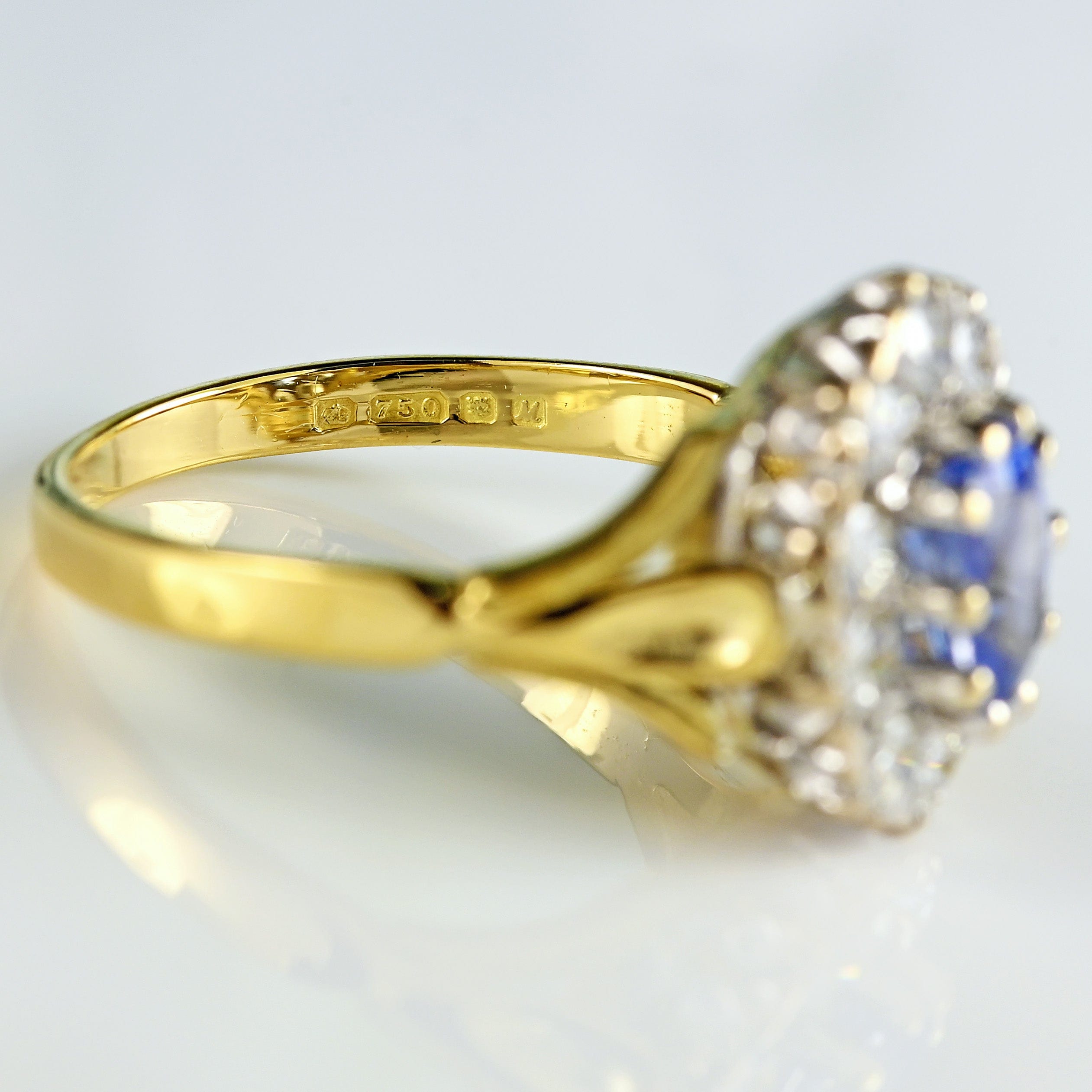 Ellibelle Jewellery Vintage 1986 Ceylon Sapphire & Diamond 18ct Gold Cluster Ring