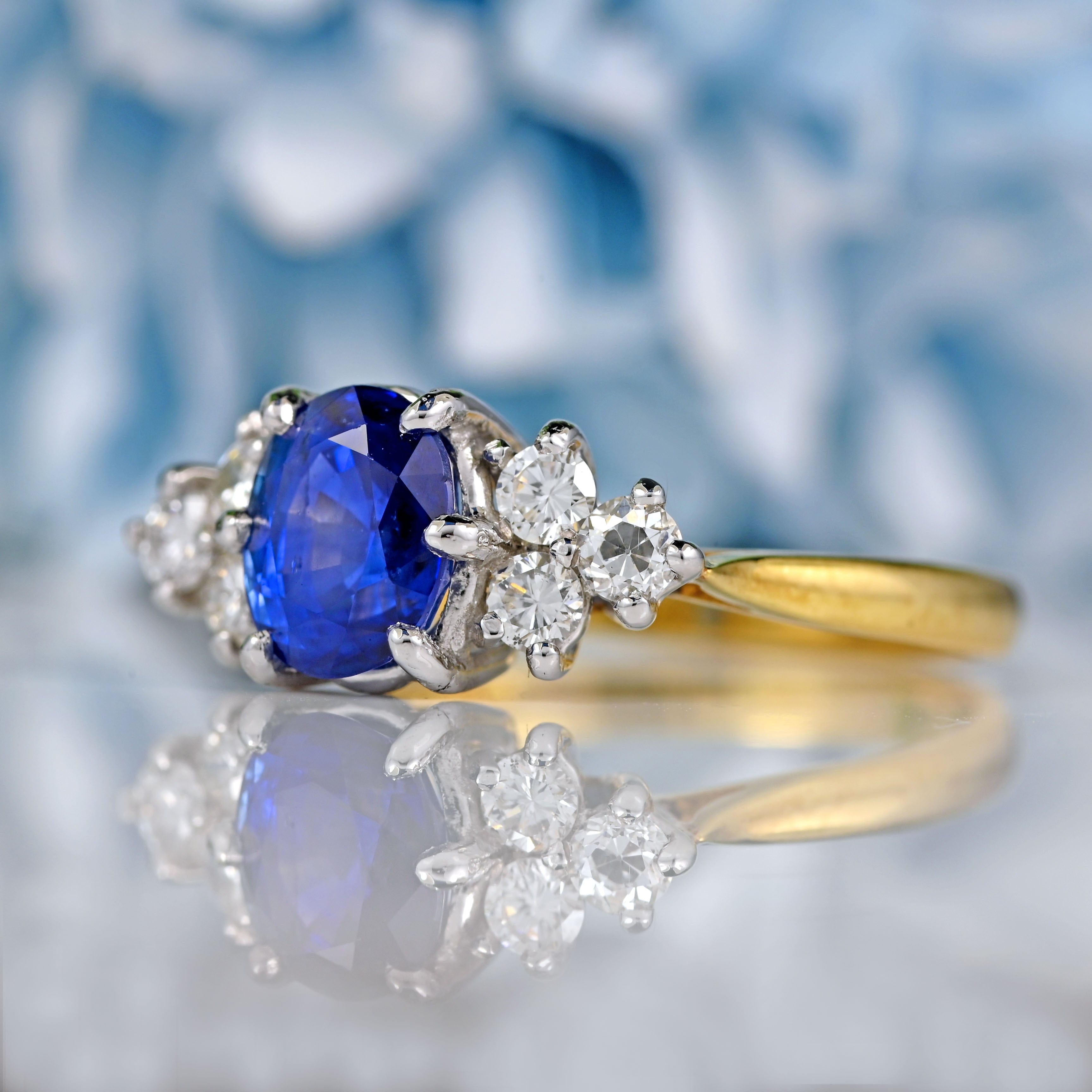 Ellibelle Jewellery Vintage 1986 Sapphire & Diamond 18ct Gold Ring (1.70ct)