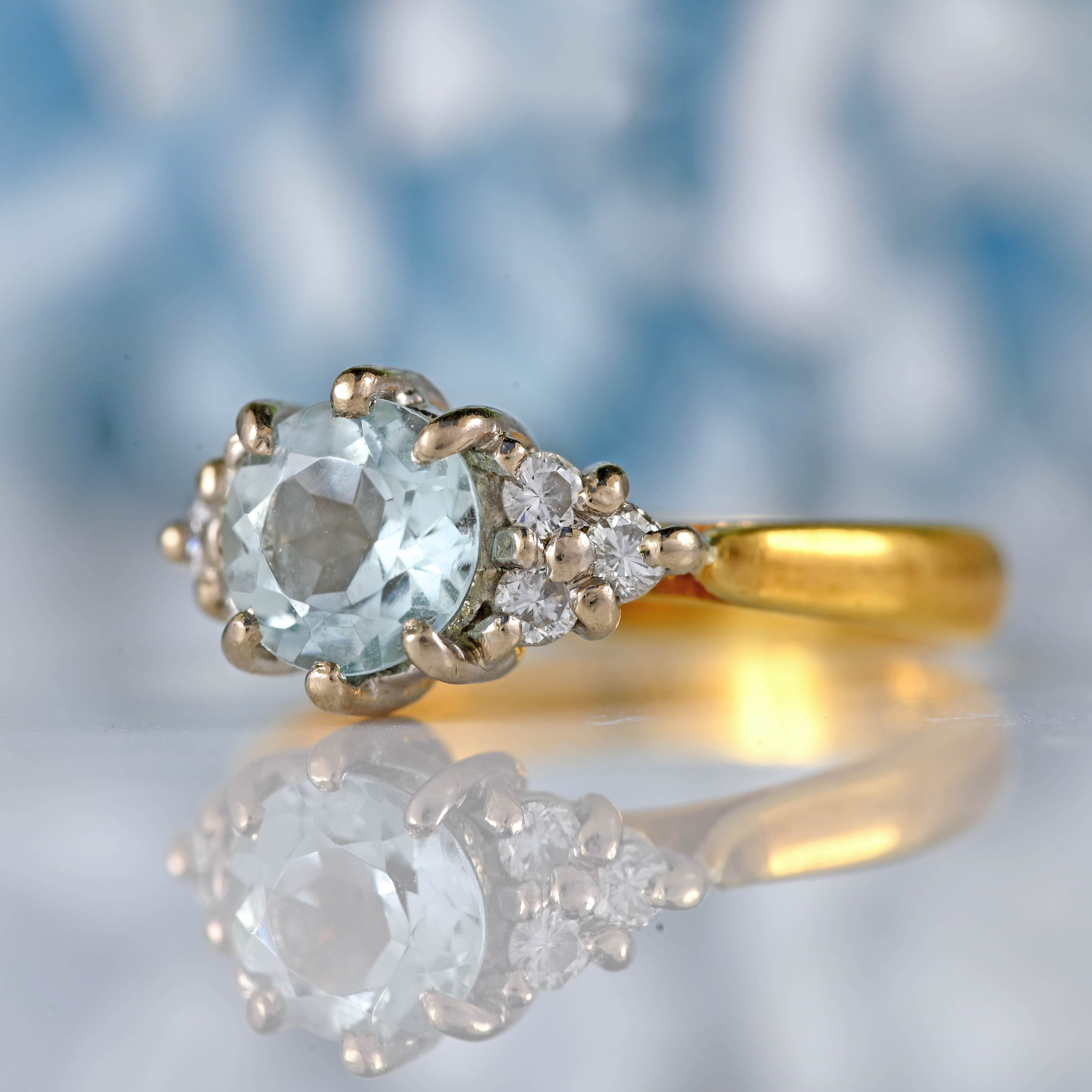 Ellibelle Jewellery Vintage 1987 Aquamarine & Diamond 18ct Gold Seven-Stone Ring