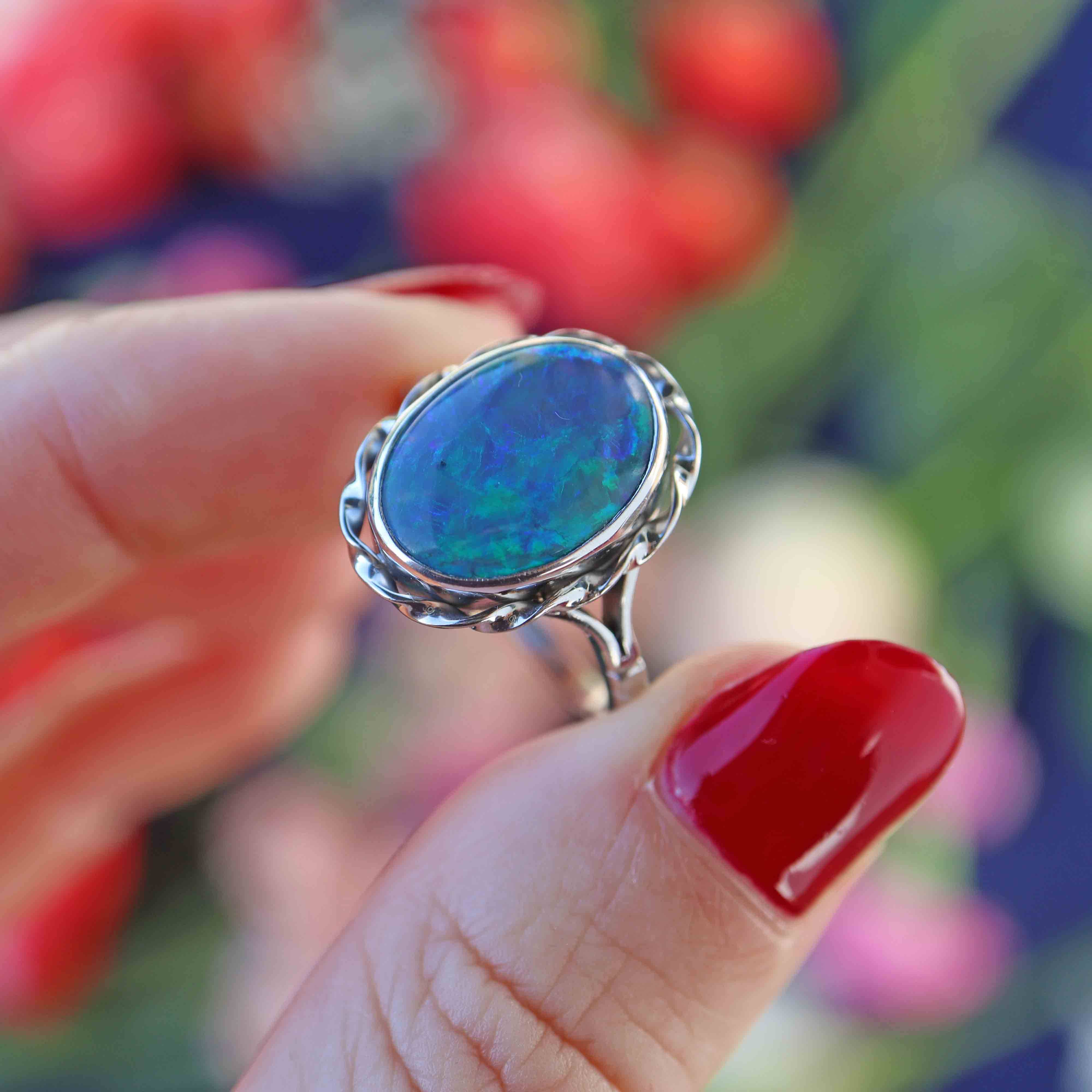 Ellibelle Jewellery Vintage 1987 Black Opal Doublet 18ct White Gold Ring