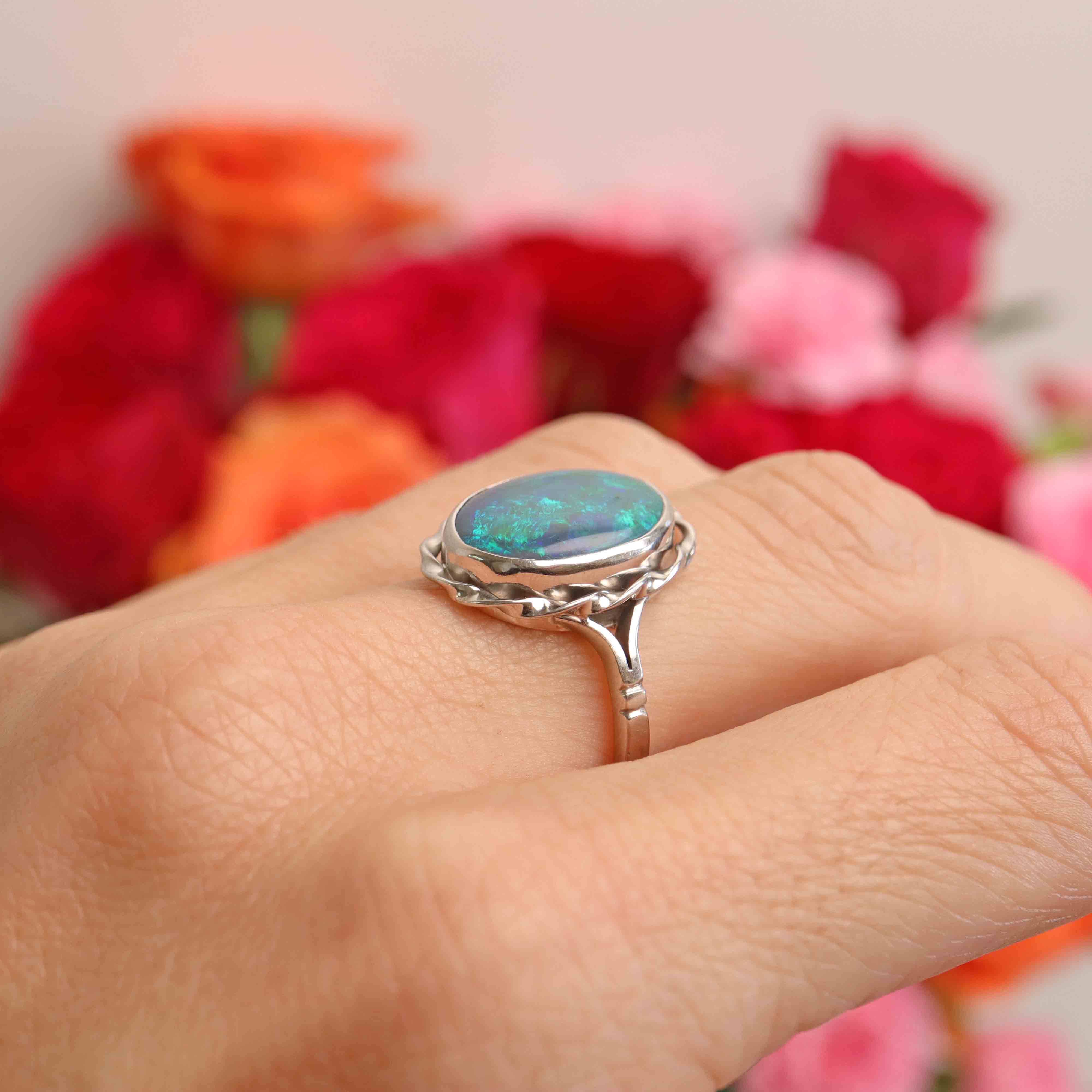 Ellibelle Jewellery Vintage 1987 Black Opal Doublet 18ct White Gold Ring