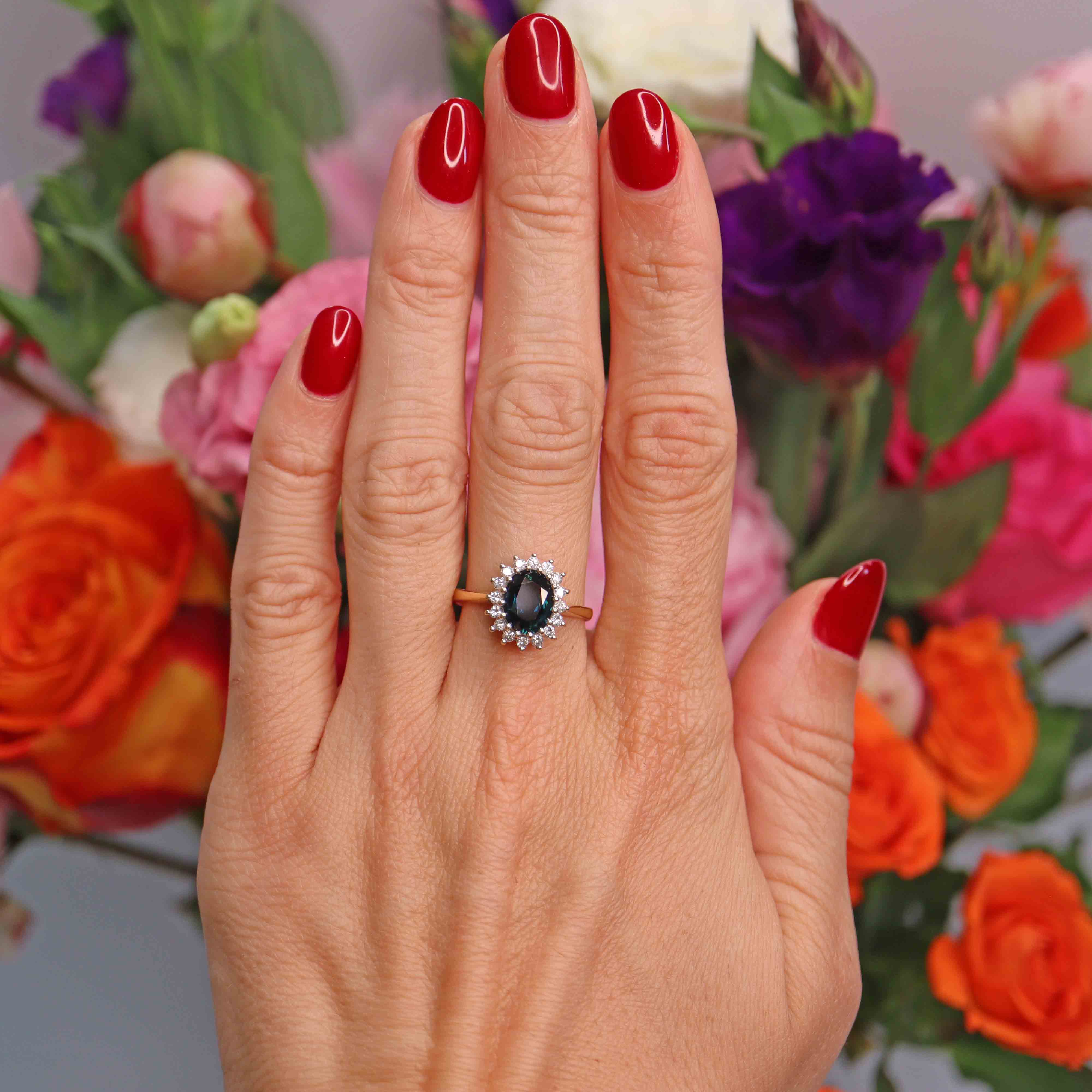 Ellibelle Jewellery Vintage 1987 Sapphire & Diamond 18ct Gold Cluster Ring (1.86cts)