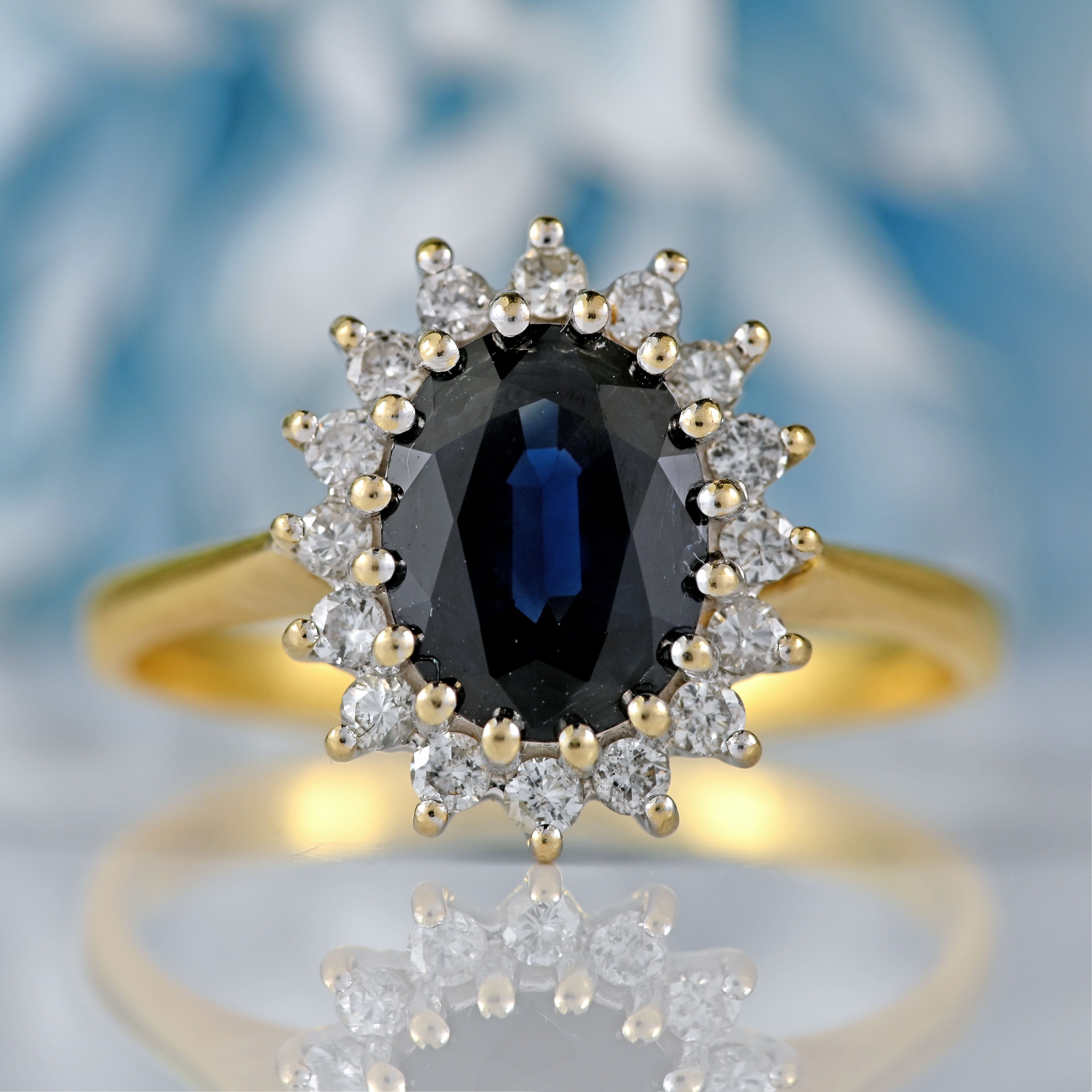 Ellibelle Jewellery Vintage 1987 Sapphire & Diamond 18ct Gold Cluster Ring (1.86cts)