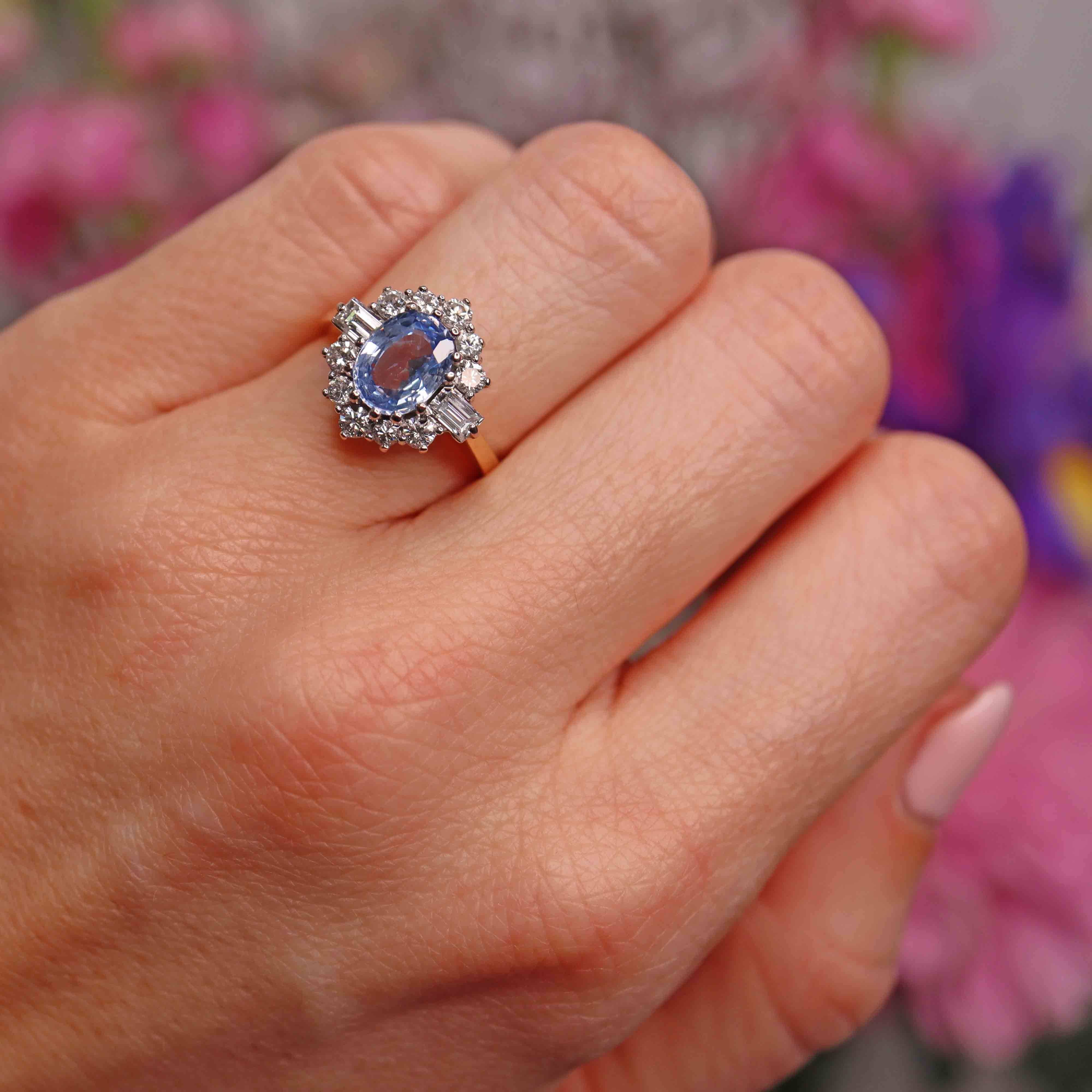 Ellibelle Jewellery Vintage 1988 Ceylon Sapphire & Diamond 18ct Gold Cluster Engagement Ring (1.47cts)