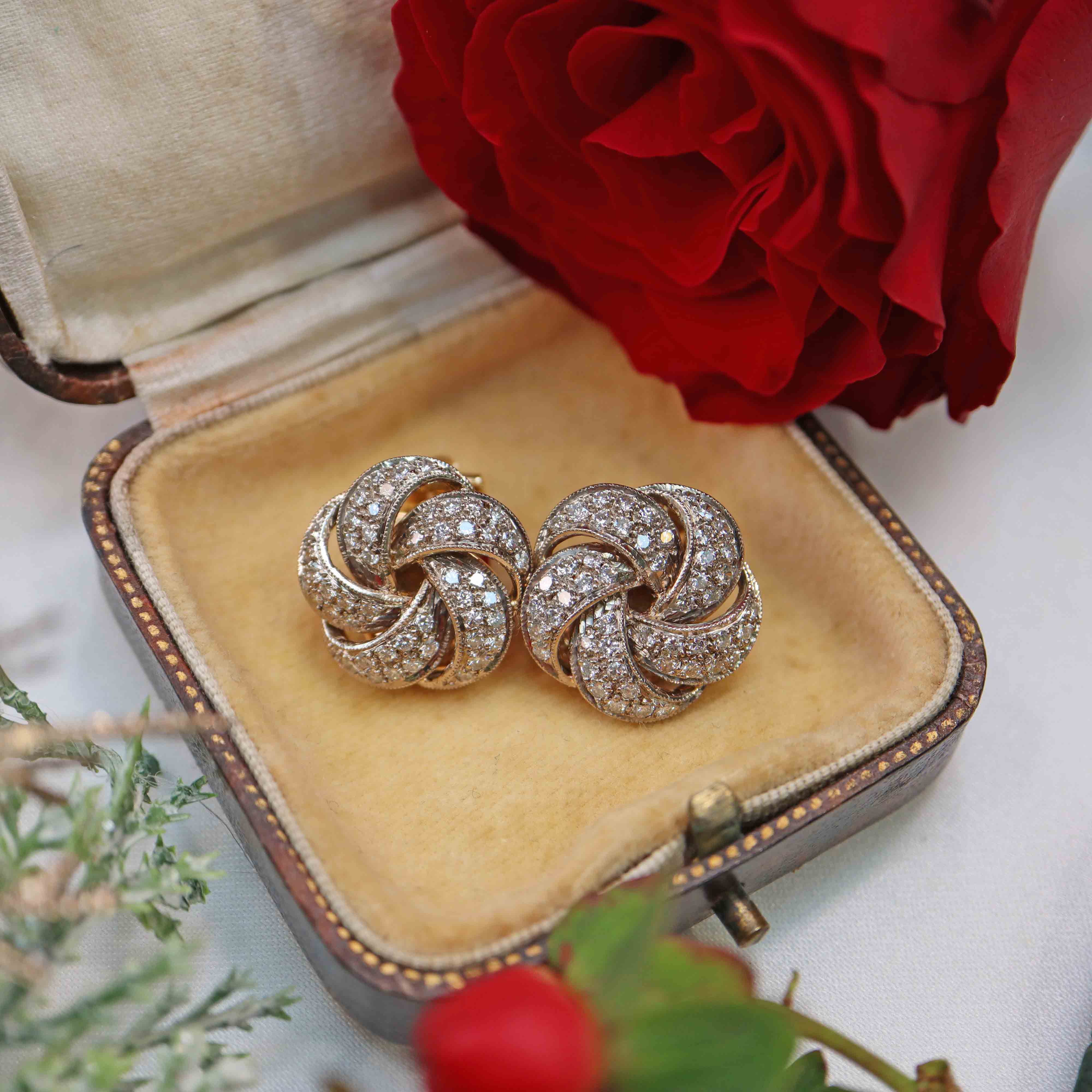 Ellibelle Jewellery Vintage 1988 Diamond 18ct Gold Large Clip-On Knot Earrings