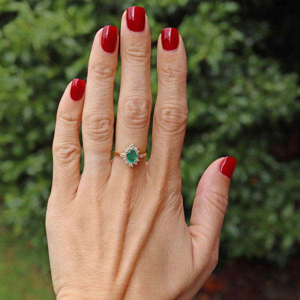 Ellibelle Jewellery Vintage 1988 Emerald & Baguette Diamond 18ct Gold Oval Cluster Ring