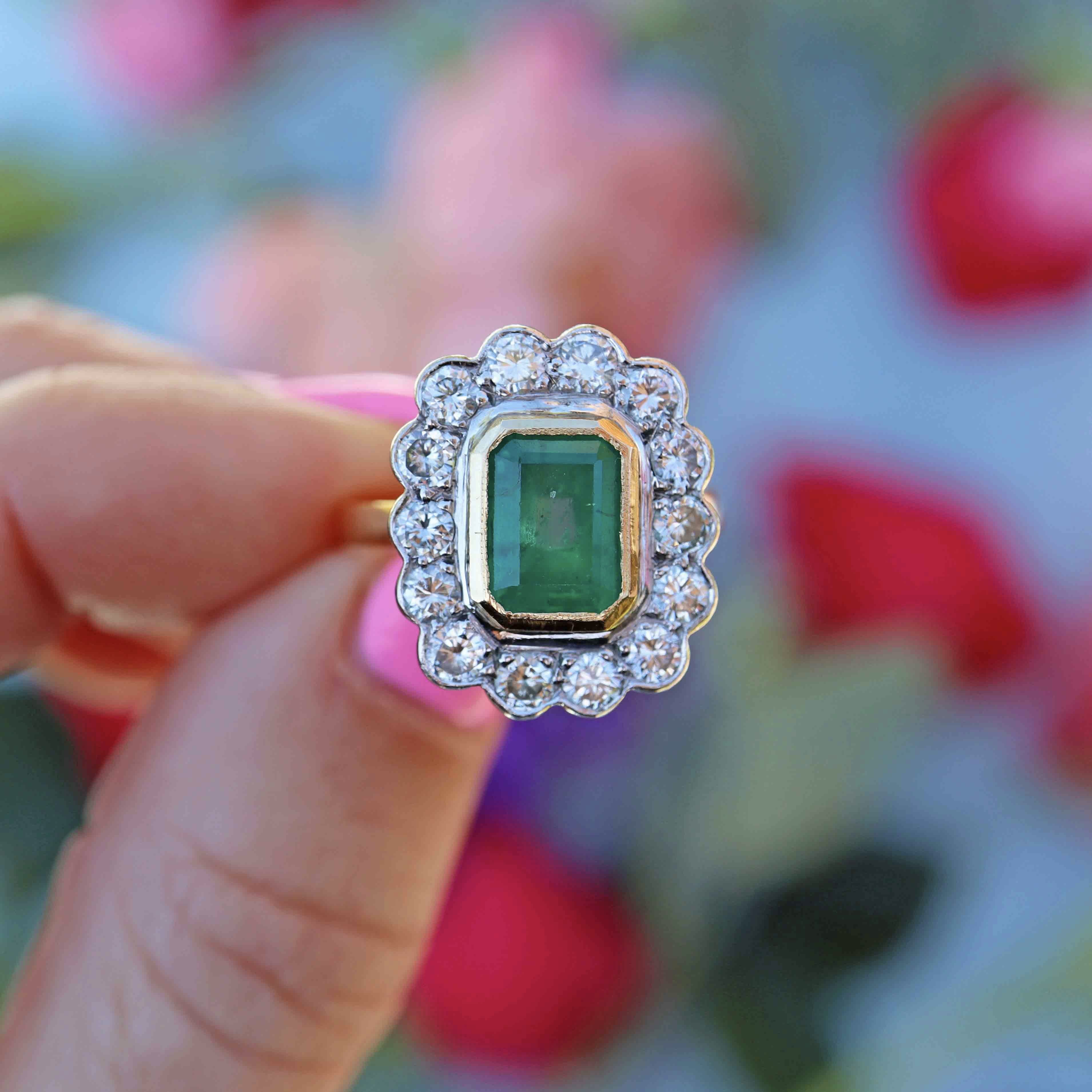 Ellibelle Jewellery Vintage 1988 Emerald & Diamond 18ct Gold Cluster Engagement Ring (2.17cts)