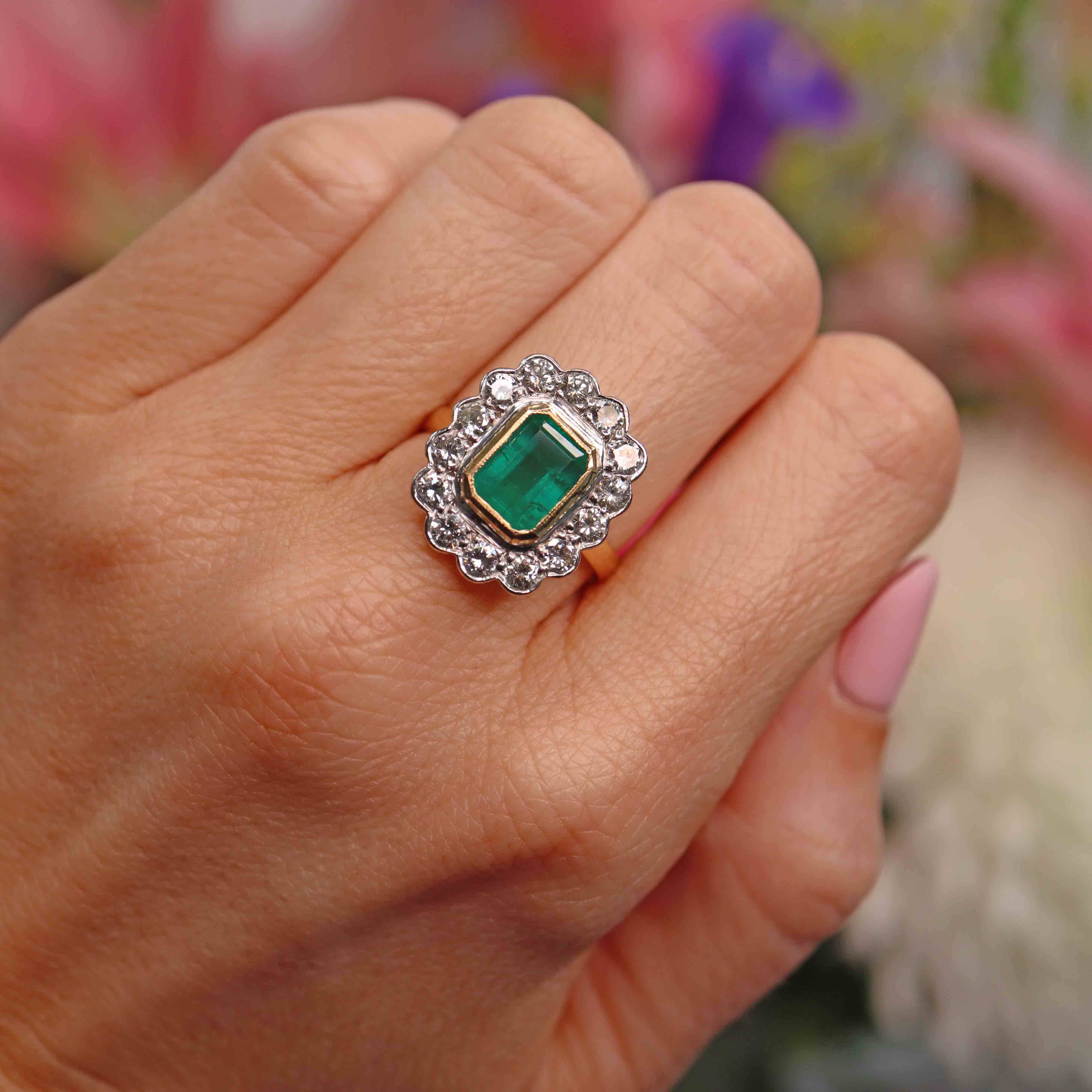 Ellibelle Jewellery Vintage 1988 Emerald & Diamond 18ct Gold Cluster Engagement Ring (2.17cts)