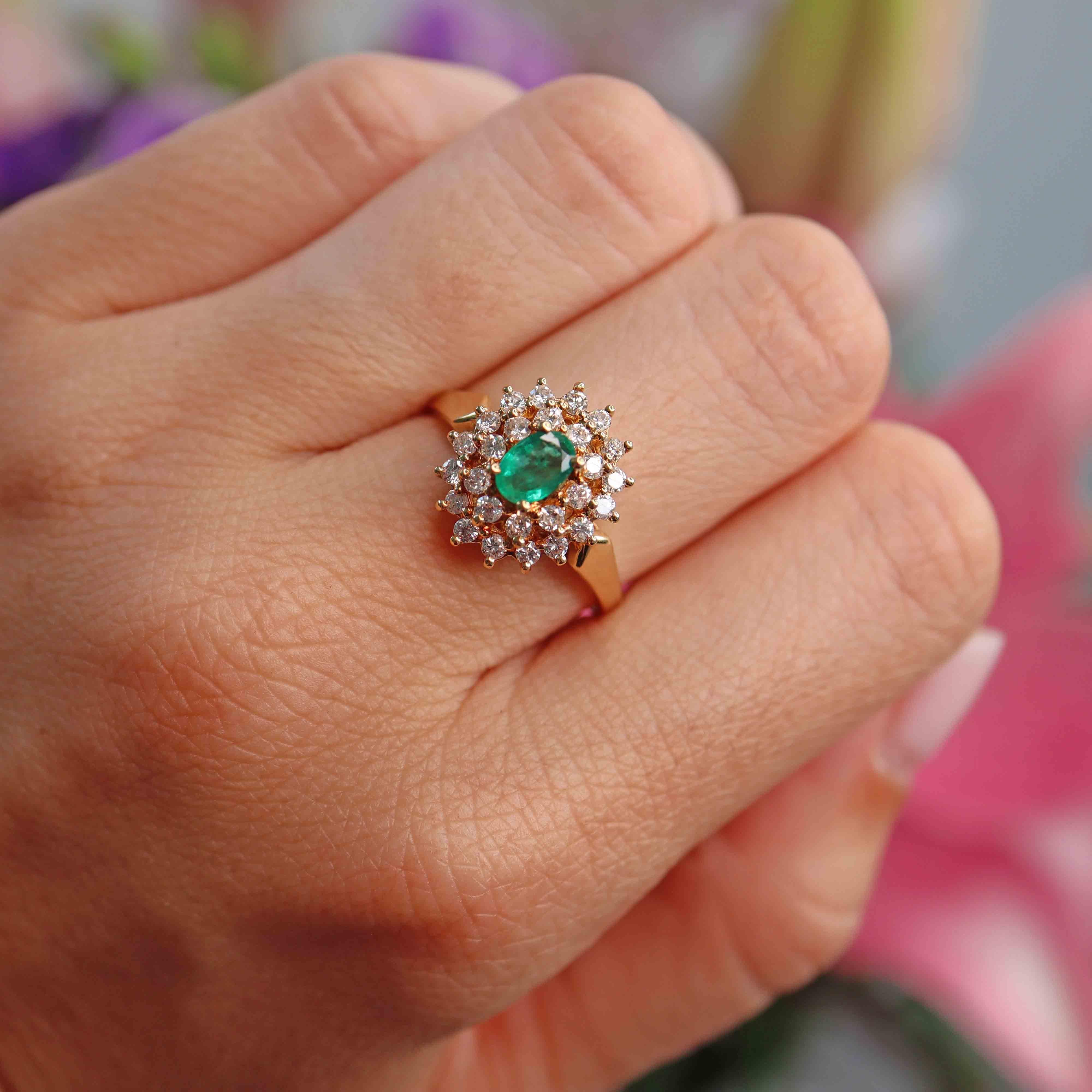 Ellibelle Jewellery Vintage 1988 Emerald & Diamond 18ct Gold Cluster Ring